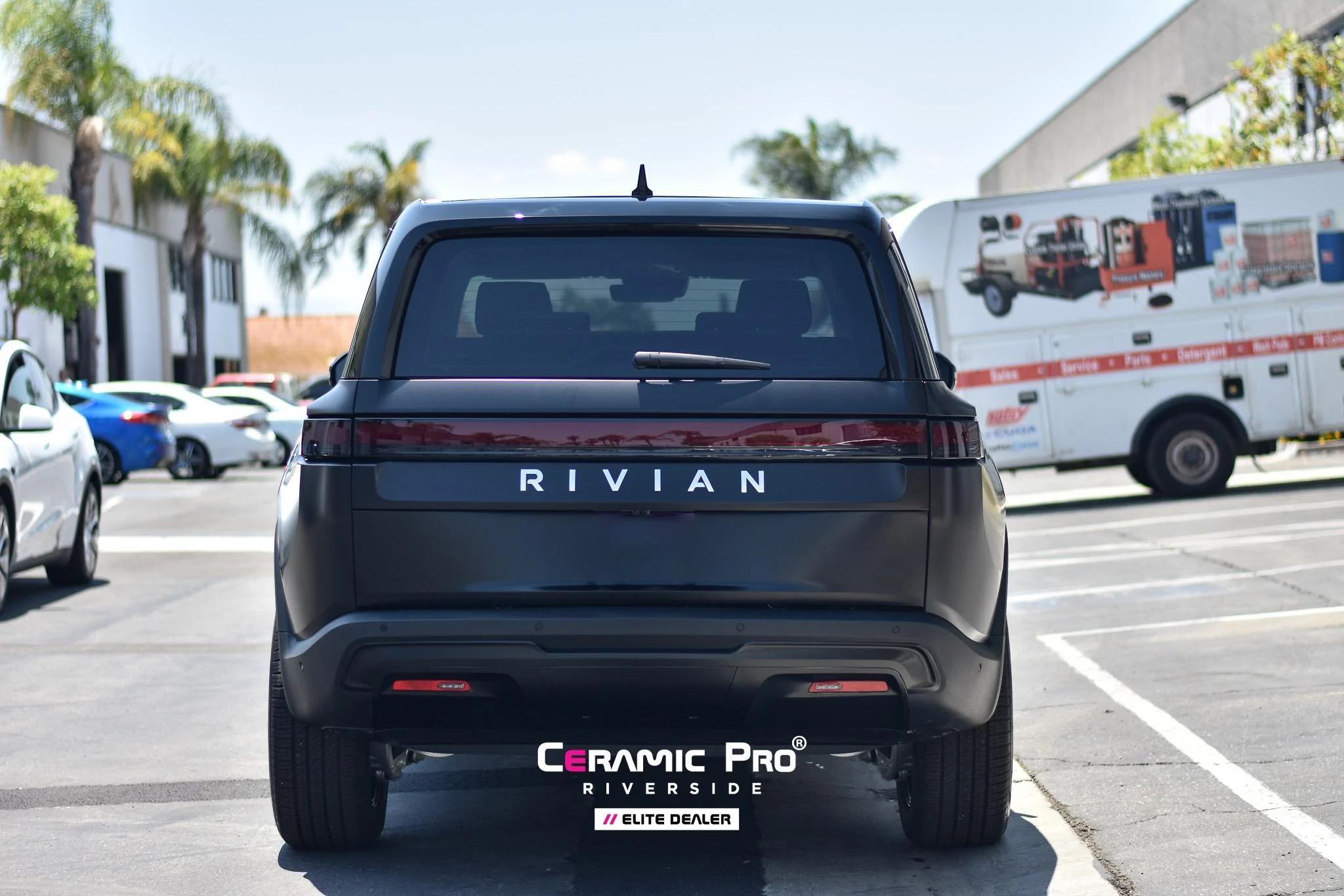 Rivian R1T R1S R1S(tealth) - KAVACA PPF Matte Wrap on Black R1S rivian-paint-protection-ceramic-ppf-5