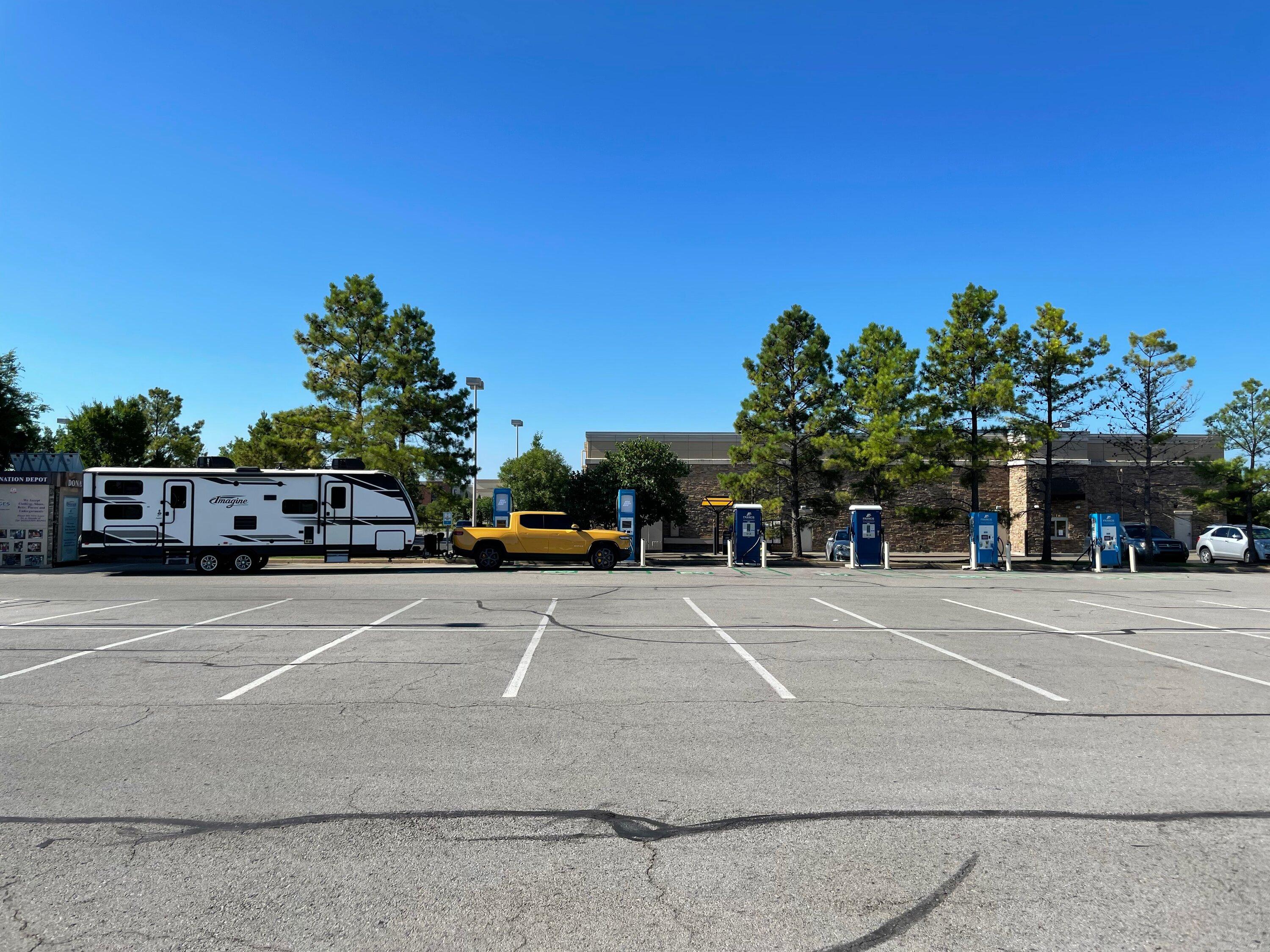 Rivian R1T R1S Towing a 7,000lb travel trailer for 500 miles with R1T IMG_7452