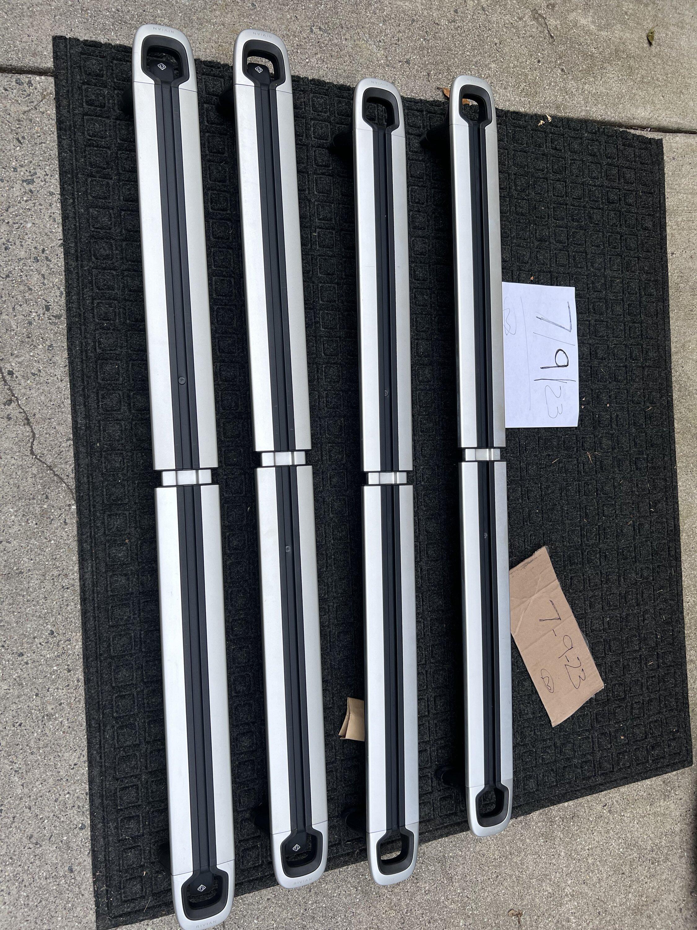 Rivian R1T R1S FS- 2 sets (4 total)   Rivian cross bars IMG_3832