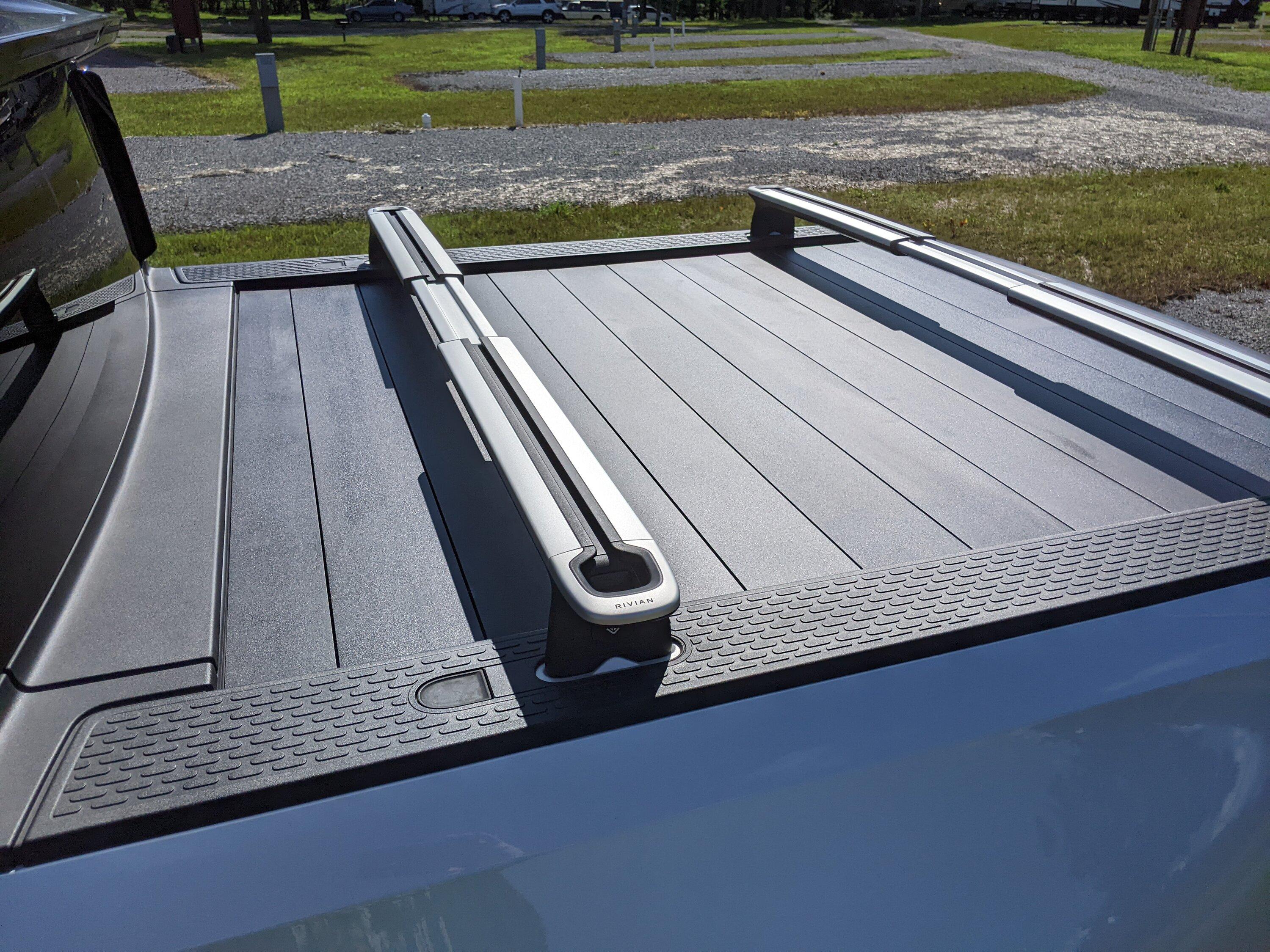 Rivian R1T R1S DIY temporary tonneau / bed cover? PXL_20230710_212540437