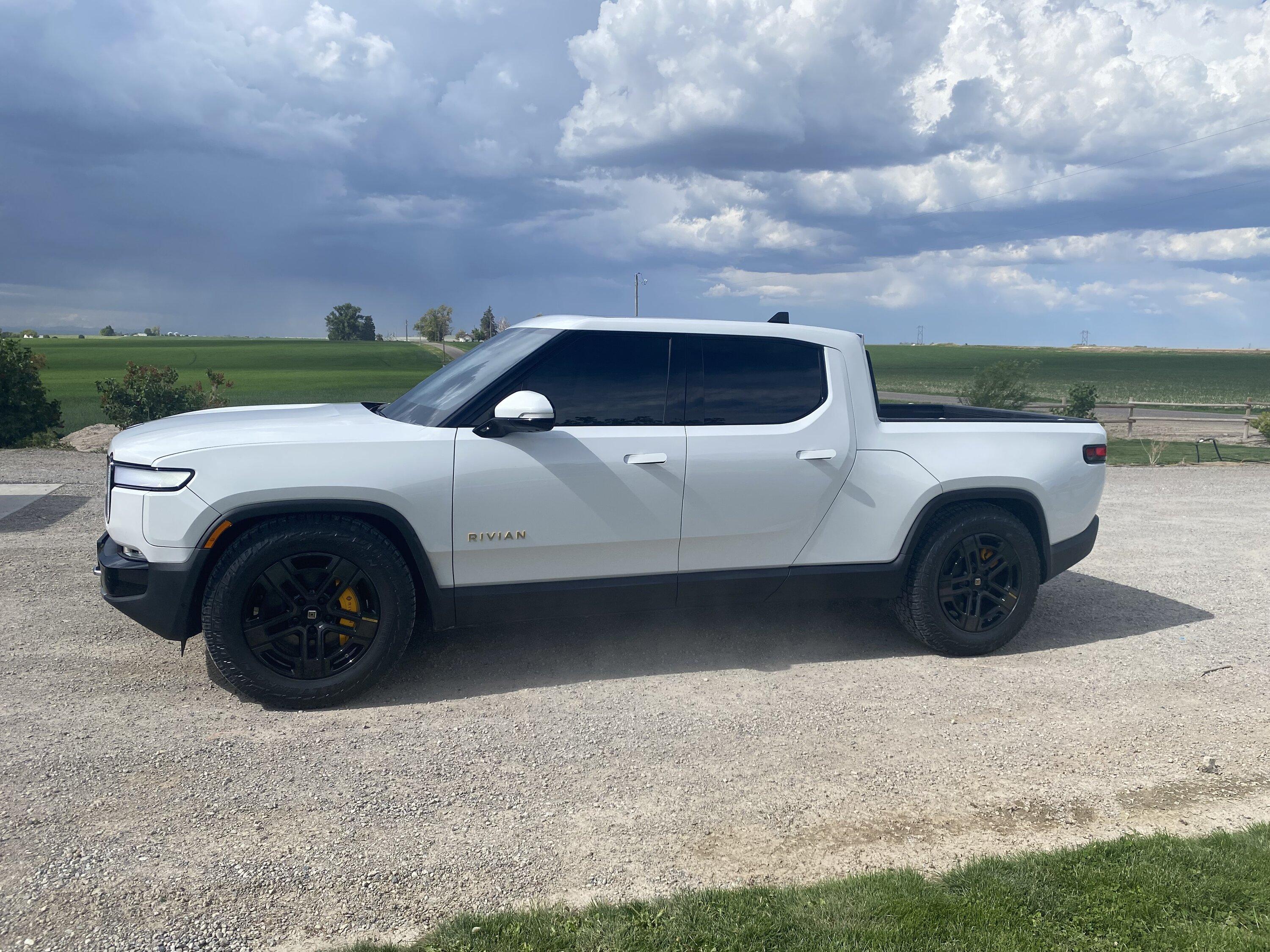 Rivian R1T R1S 2023 R1T Launch Edition $85k IMG_9288