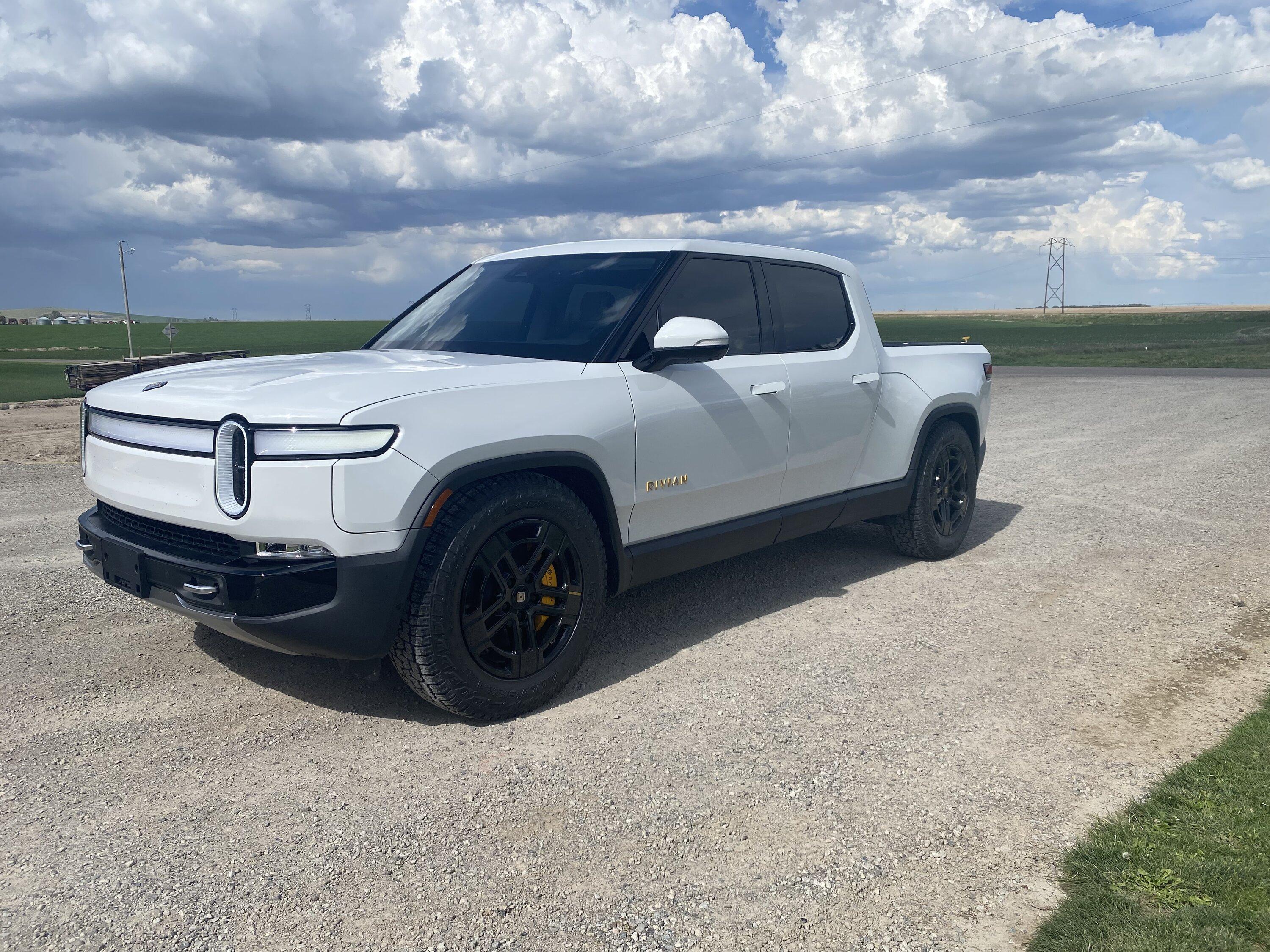 Rivian R1T R1S 2023 R1T Launch Edition $85k IMG_9287
