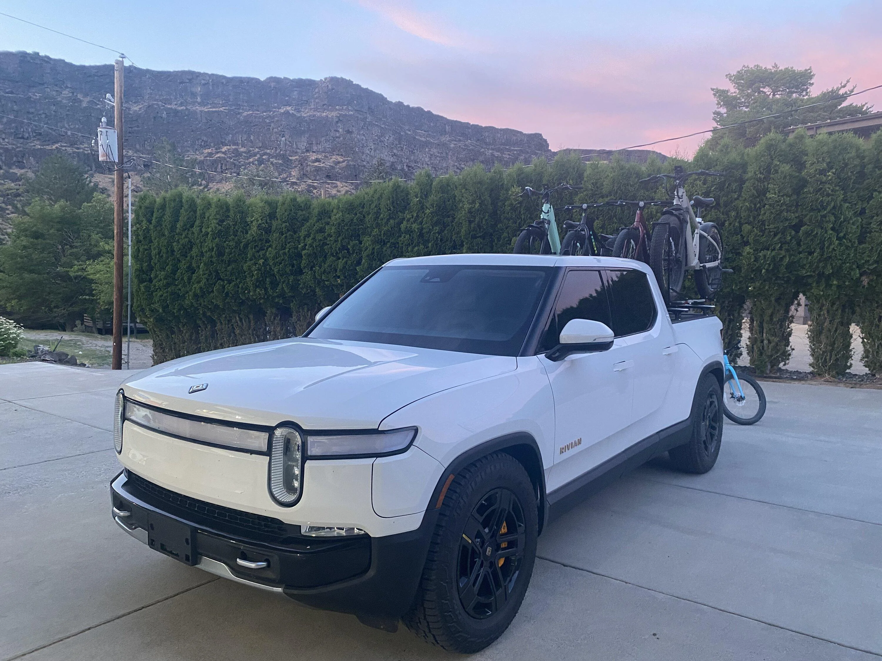Rivian R1T R1S 2023 R1T Launch Edition $85k IMG_9479