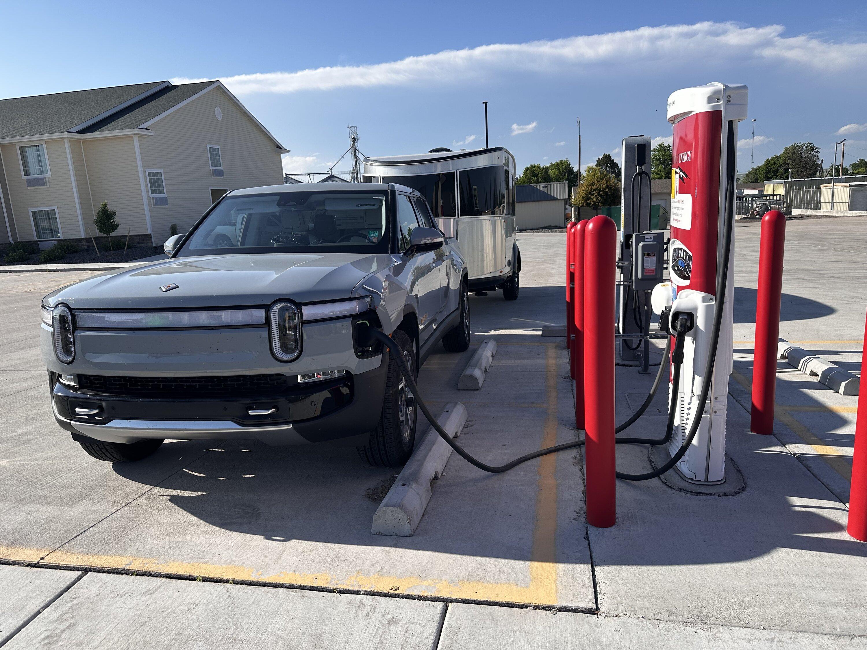 Rivian R1T R1S Trip Report: 1900+ mile trip towing our Airstream Basecamp 20x with R1T IMG_1031