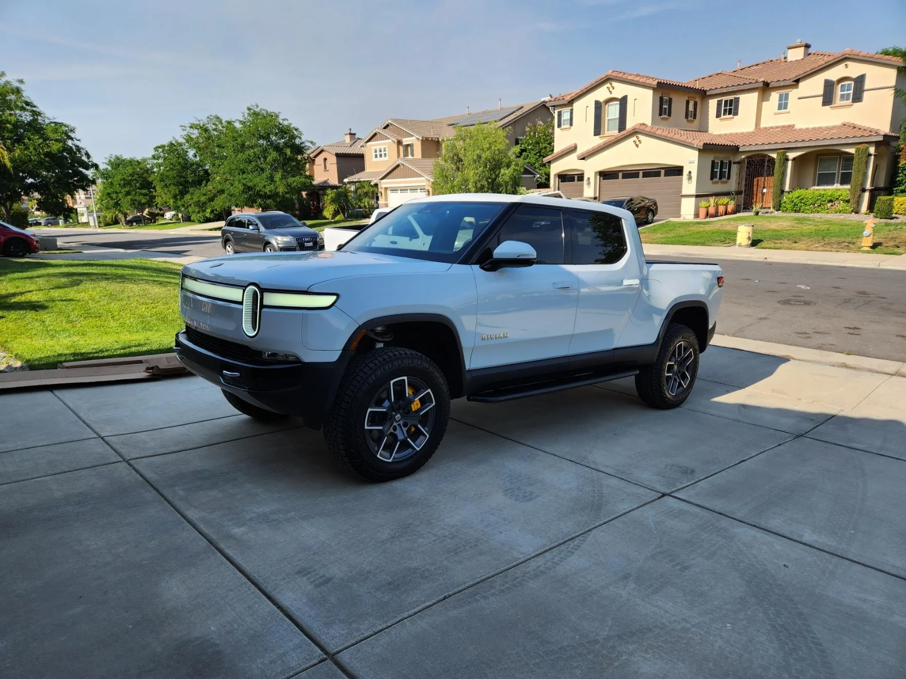 Rivian R1T R1S JEBINC’s Review and Installation of the EV Sportline / 1EV / RMaxx Running Boards – Including Lessons Learned, Tips and Sealing of 4” hole procedure! 20230715_170001