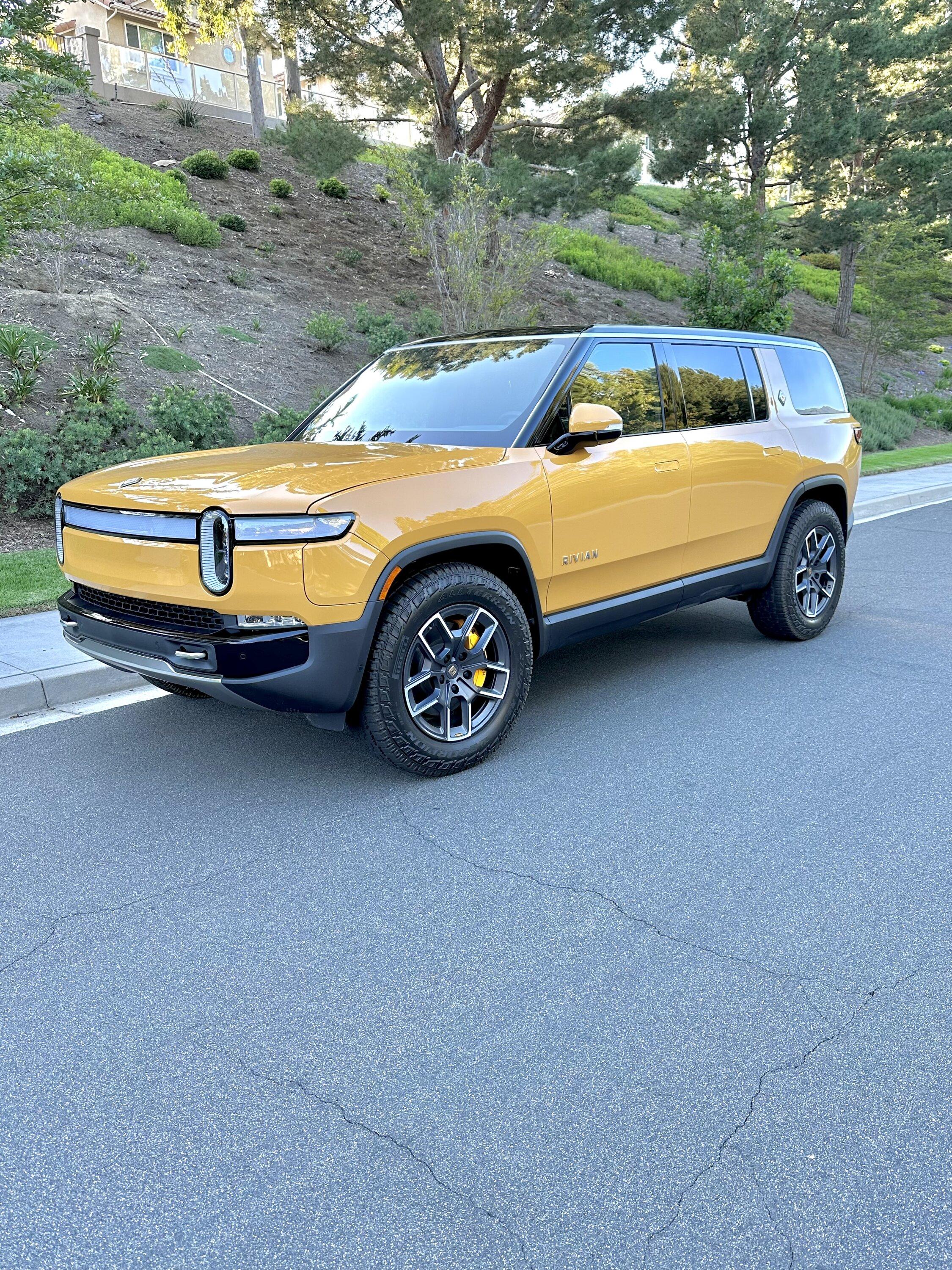 Rivian R1T R1S latest VIN for R1S IMG_0809