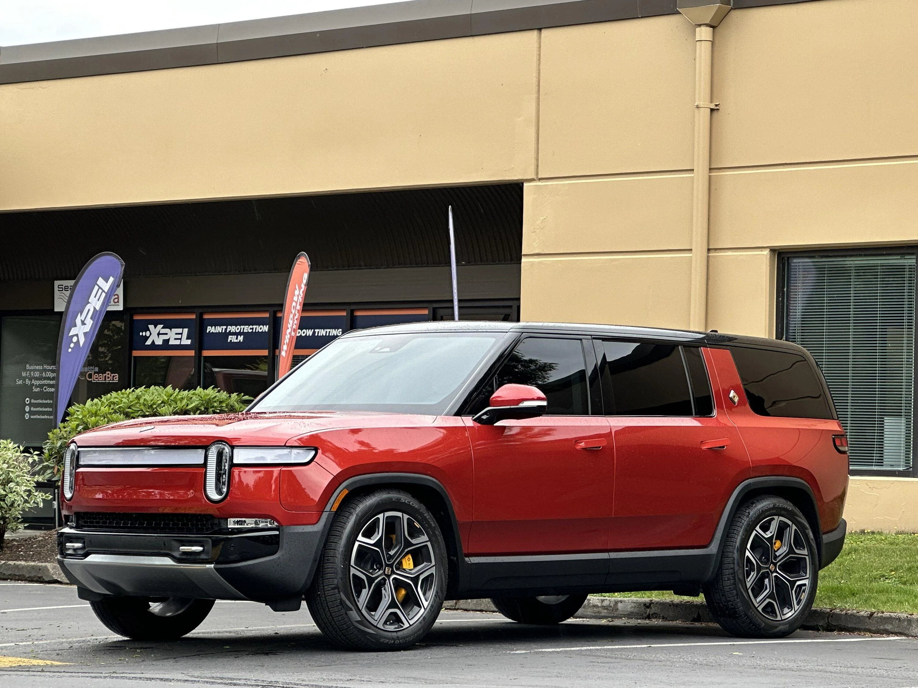 Rivian R1T R1S Xpel Vancouver Rivian PPF Paint Protection Film Ceramic Coating Tint Chrome Delete IMG_3969