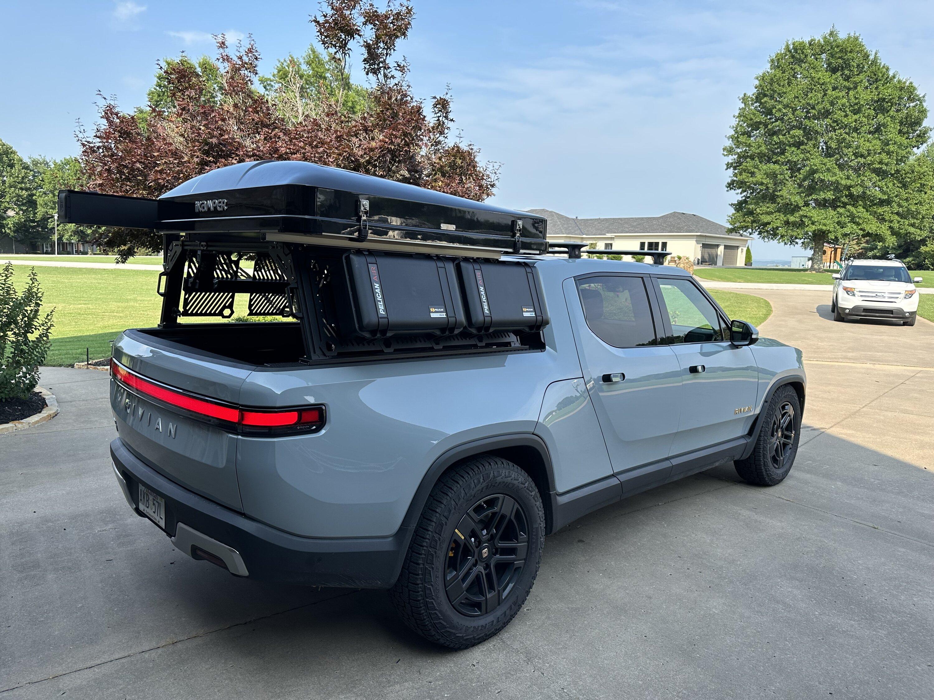 Rivian R1T R1S LIMESTONE R1T Photos IMG_7725