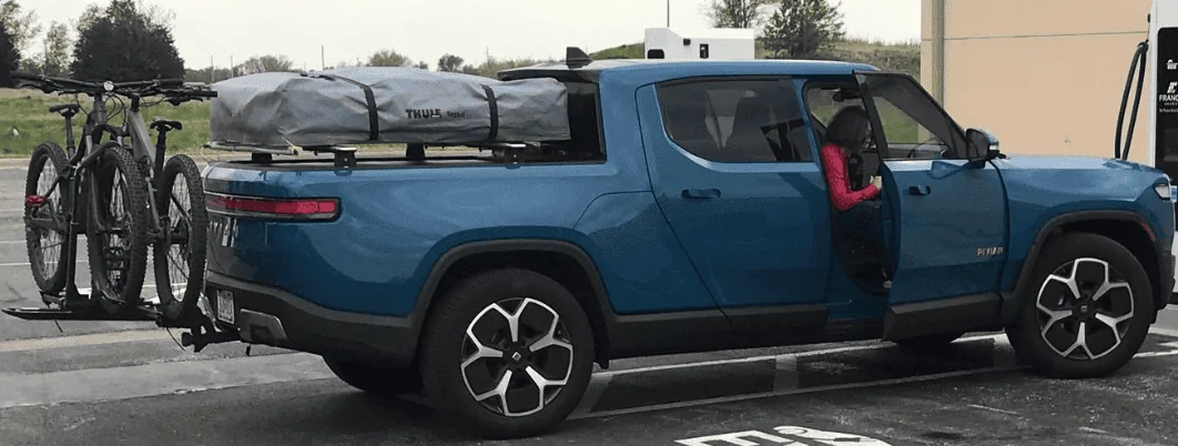 Rivian R1T R1S UPDATED July 17, 2023: Rivian R1T Road Trip Range vs Temperature  - Data Screenshot 2023-07-17 at 8.54.40 AM