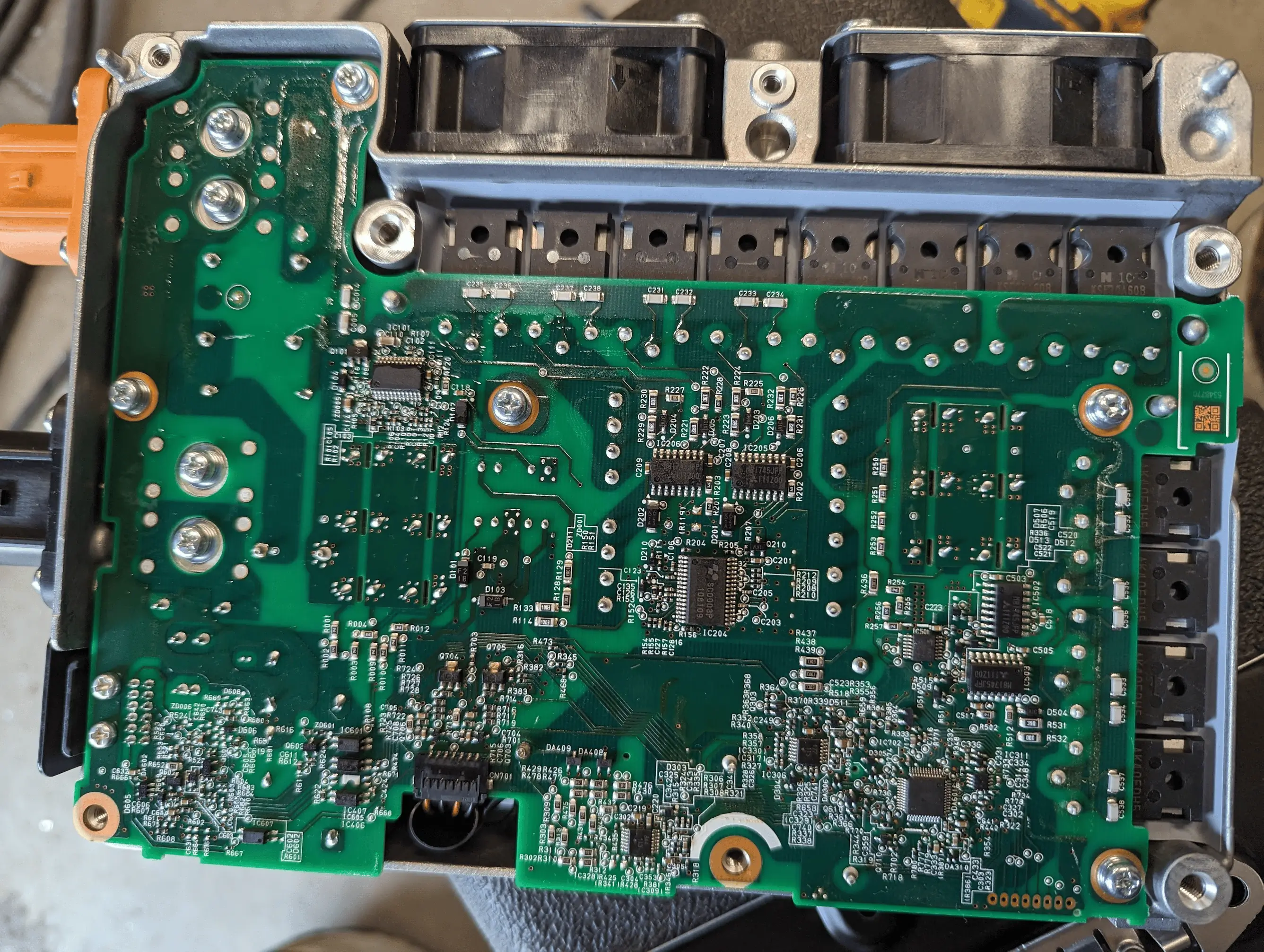 Rivian R1T R1S 120V Inverter Teardown 1689712899990