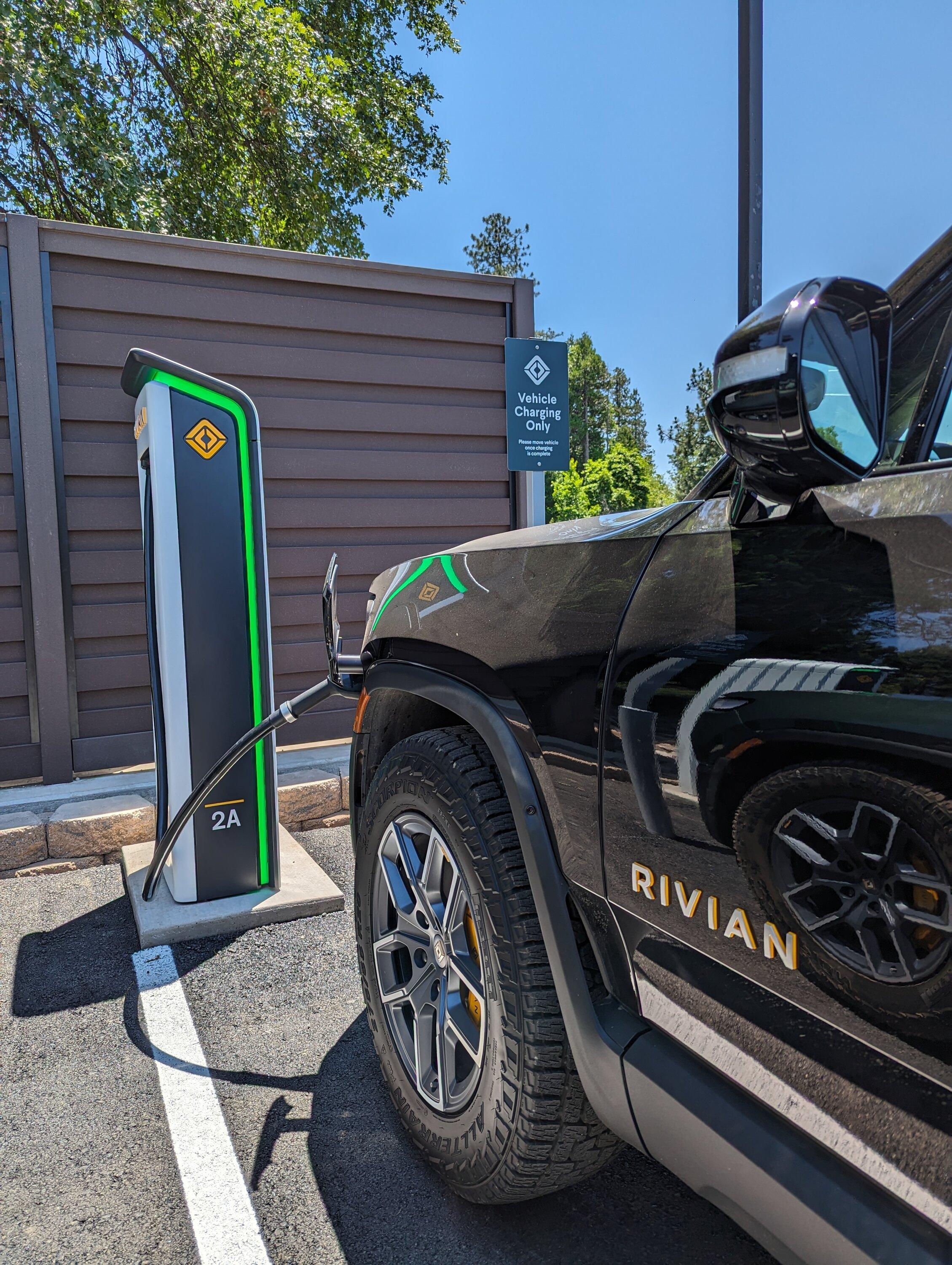 Rivian R1T R1S 1500 miles through Oregon and NorCal with the R1T. Camp Mode + Auto Leveling may be my favorite feature PXL_20230630_201430224