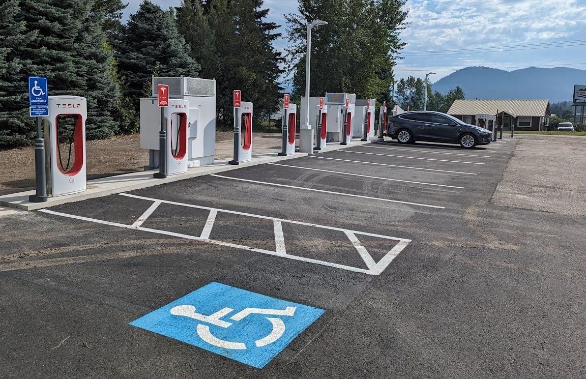 Rivian R1T R1S RAN (and Tesla) coming to St. Regis, Montana! X1YOLY7