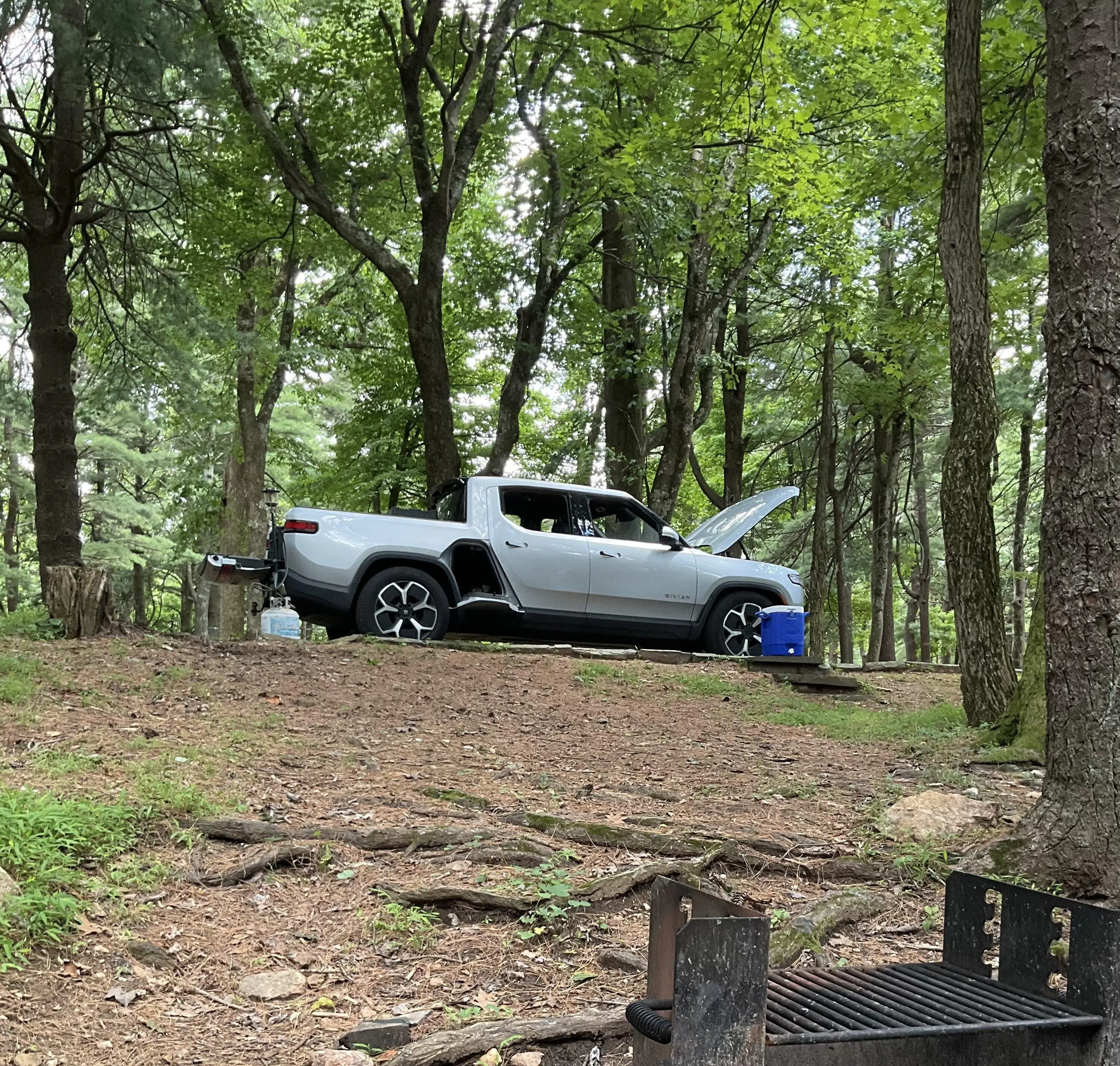 Rivian R1T R1S Blue Ridge Parkway camping, nice RAN chargers; downhill with a tailwind IMG_0105