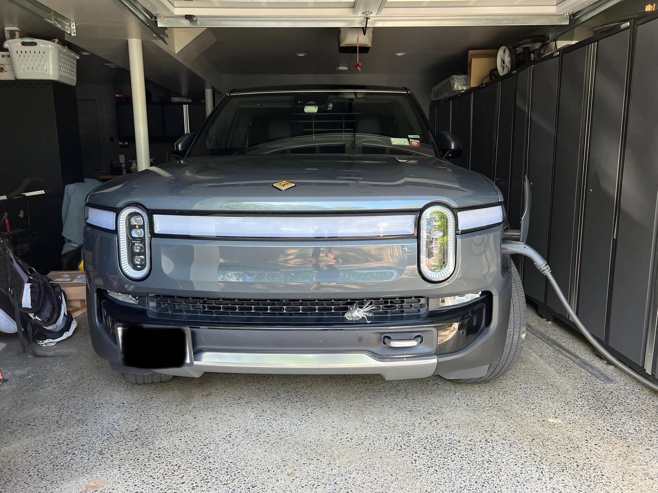 Rivian R1T R1S PSA: Please use caution when launching in sport mode IMG_2545