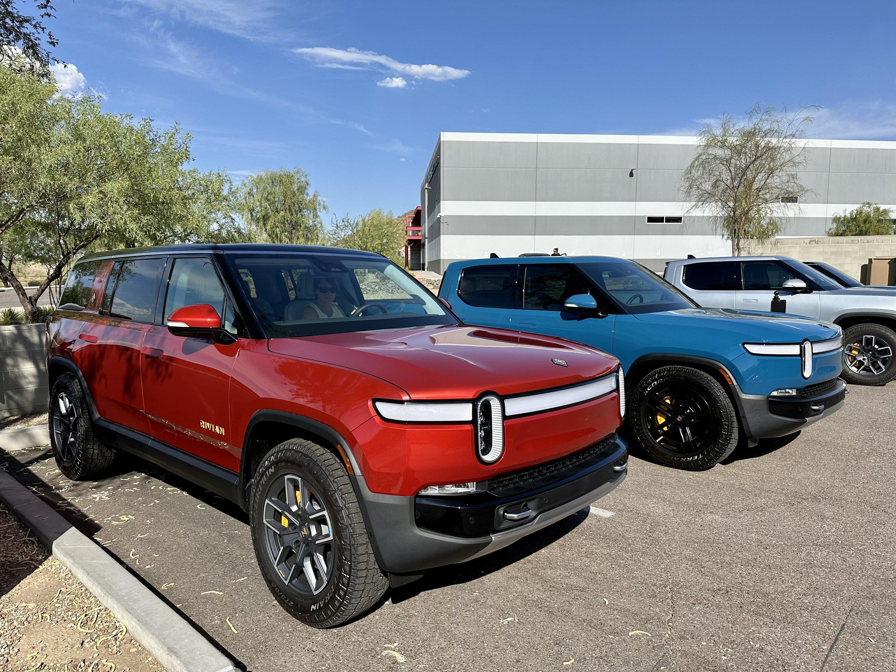 Rivian R1T R1S 2nd Rivian Delivery! Proud R1T and R1S Owner (but one delivery issue) IMG_2729