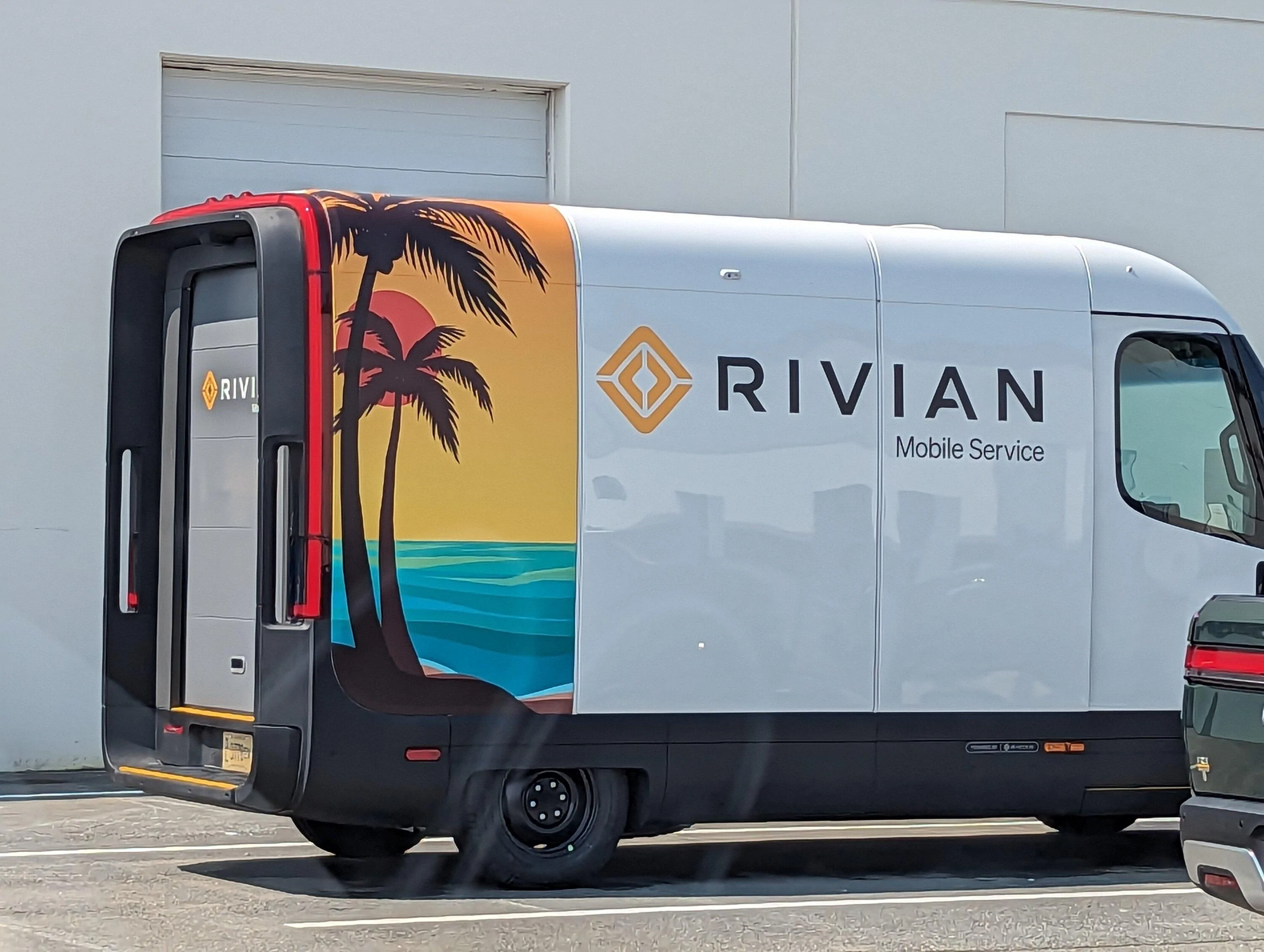 Rivian R1T R1S Gaithersburg, MD Service Center Officially Open! PXL_20230724_144931617