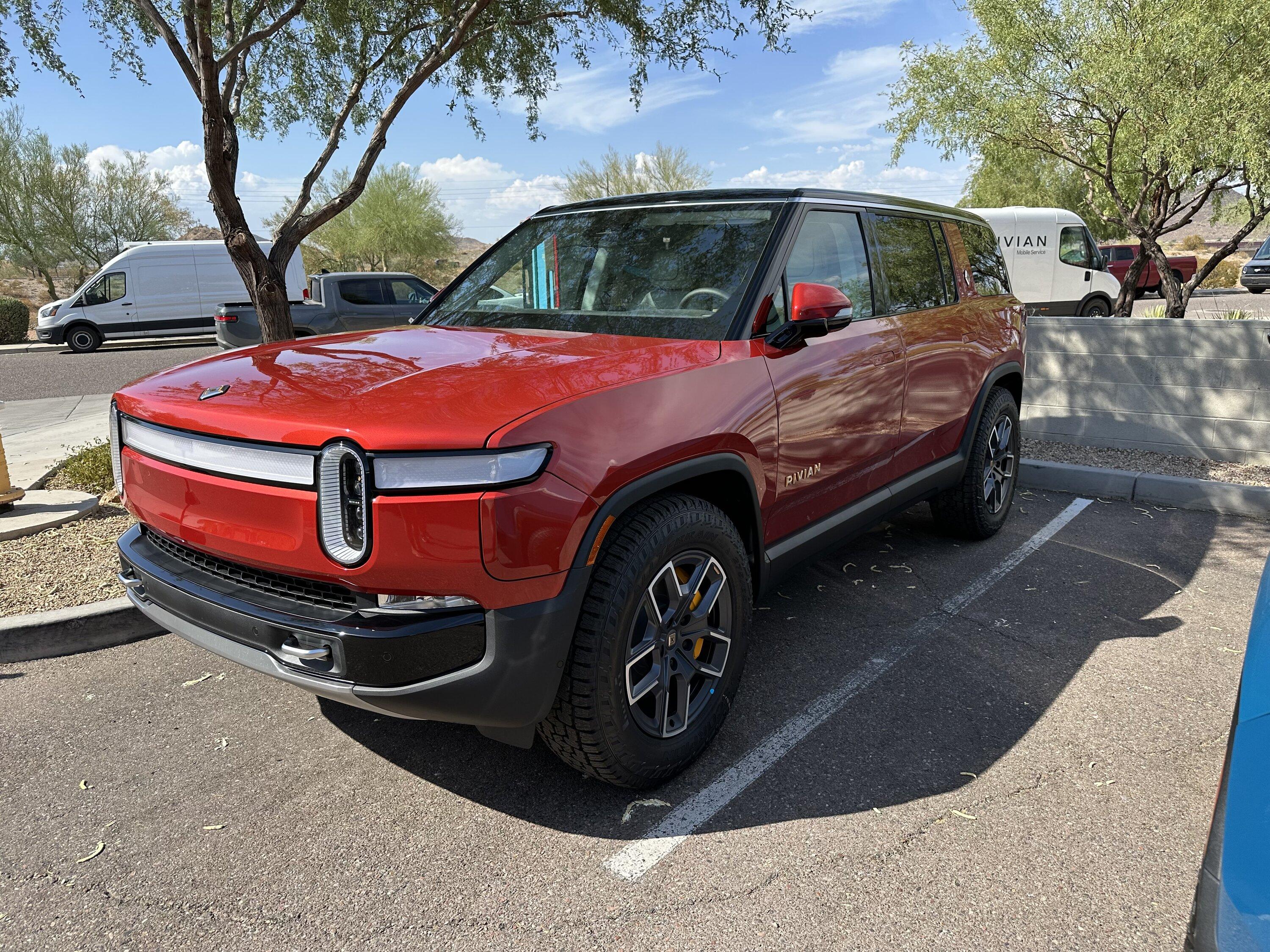 Rivian R1T R1S RED CANYON Rivian Photos img_2721-jpe