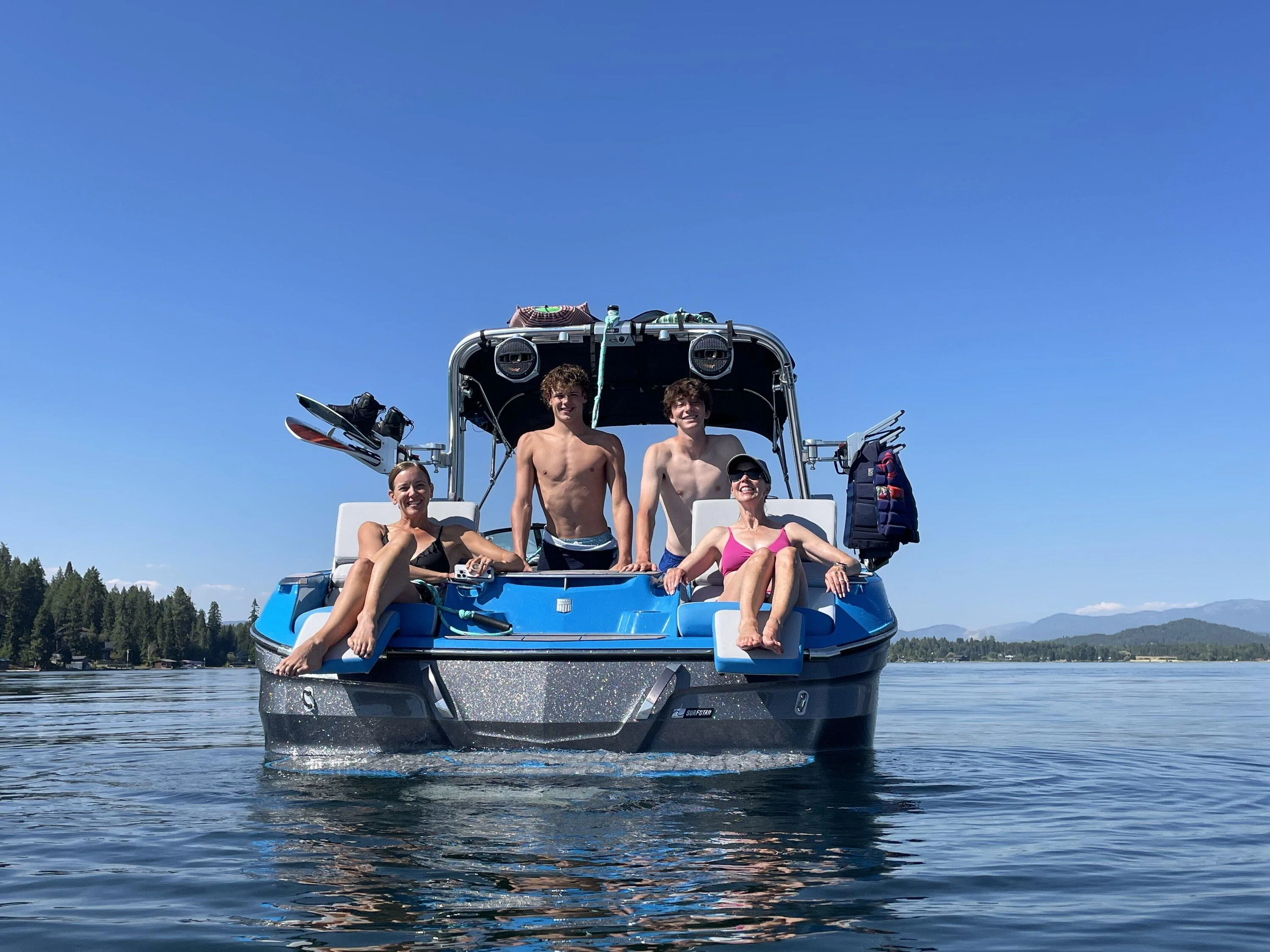 Rivian R1T R1S Towing boats with Rivian R1T & R1S -- add your experience / results E4279135-1B09-4A8F-A4E8-88261C4FACEB