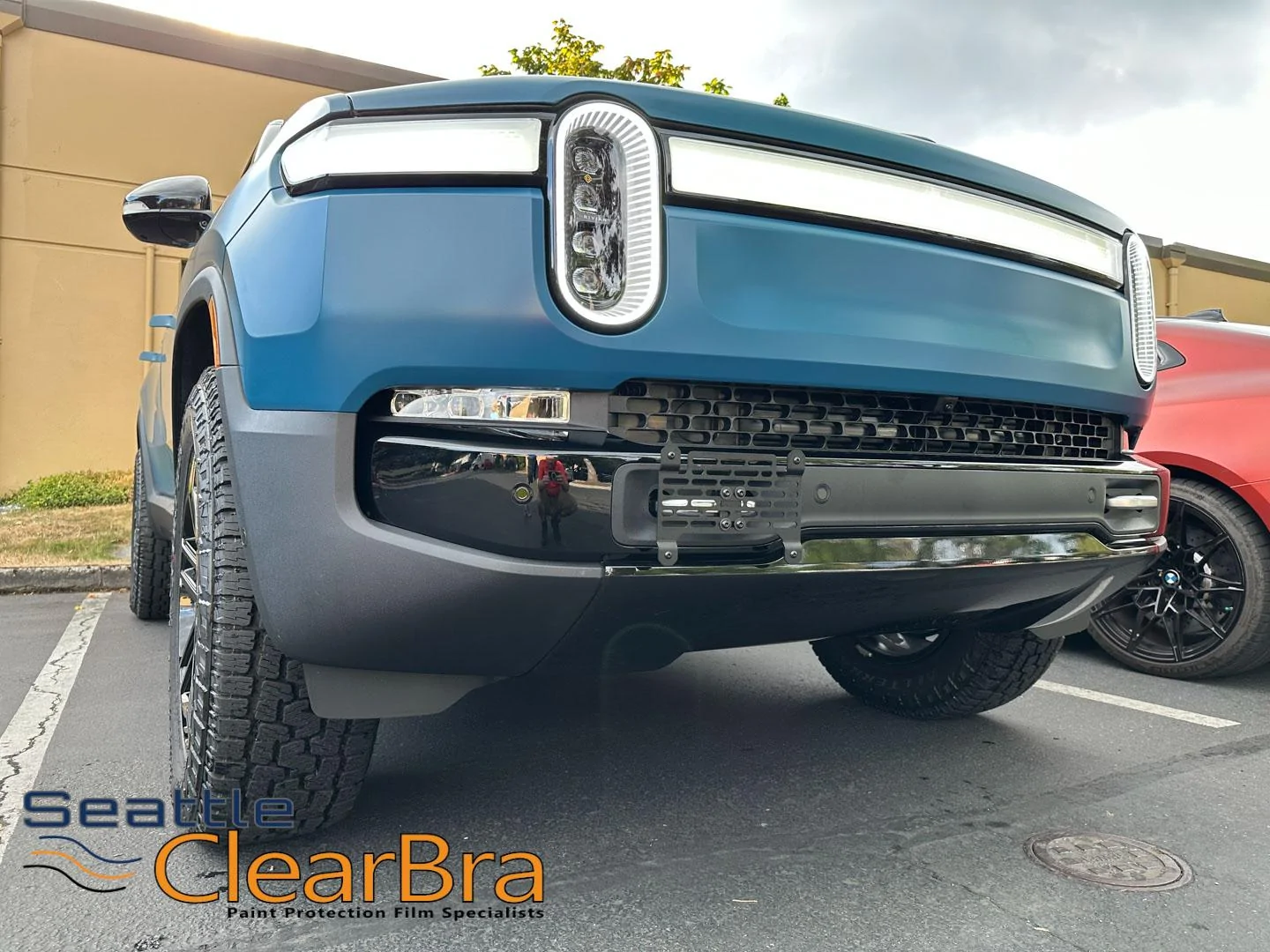 Rivian R1T R1S RIVIAN BLUE Rivian Photos rivain-r1s-blue-tint-chrome-delete-xpel-seattle-clear-bra-redmond-ppf-paint-protection-film-10