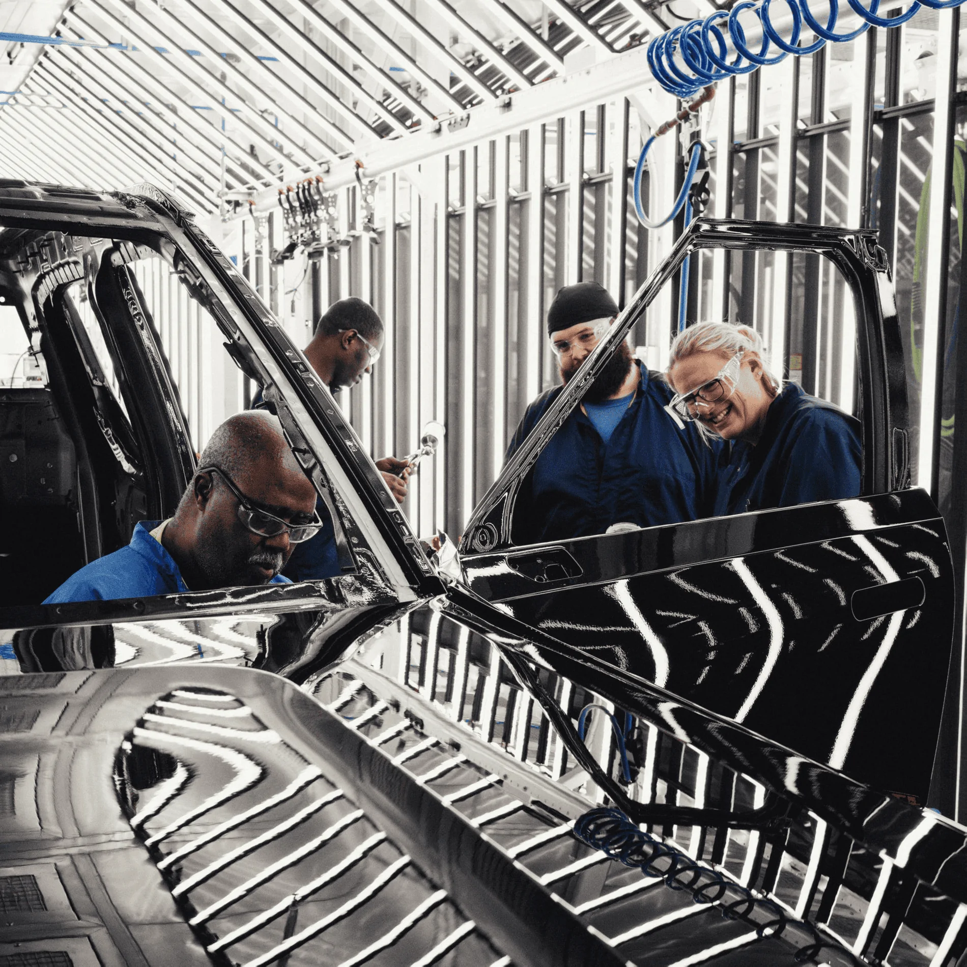 Rivian R1T R1S Real Rivian Photos & Videos 1626785966832