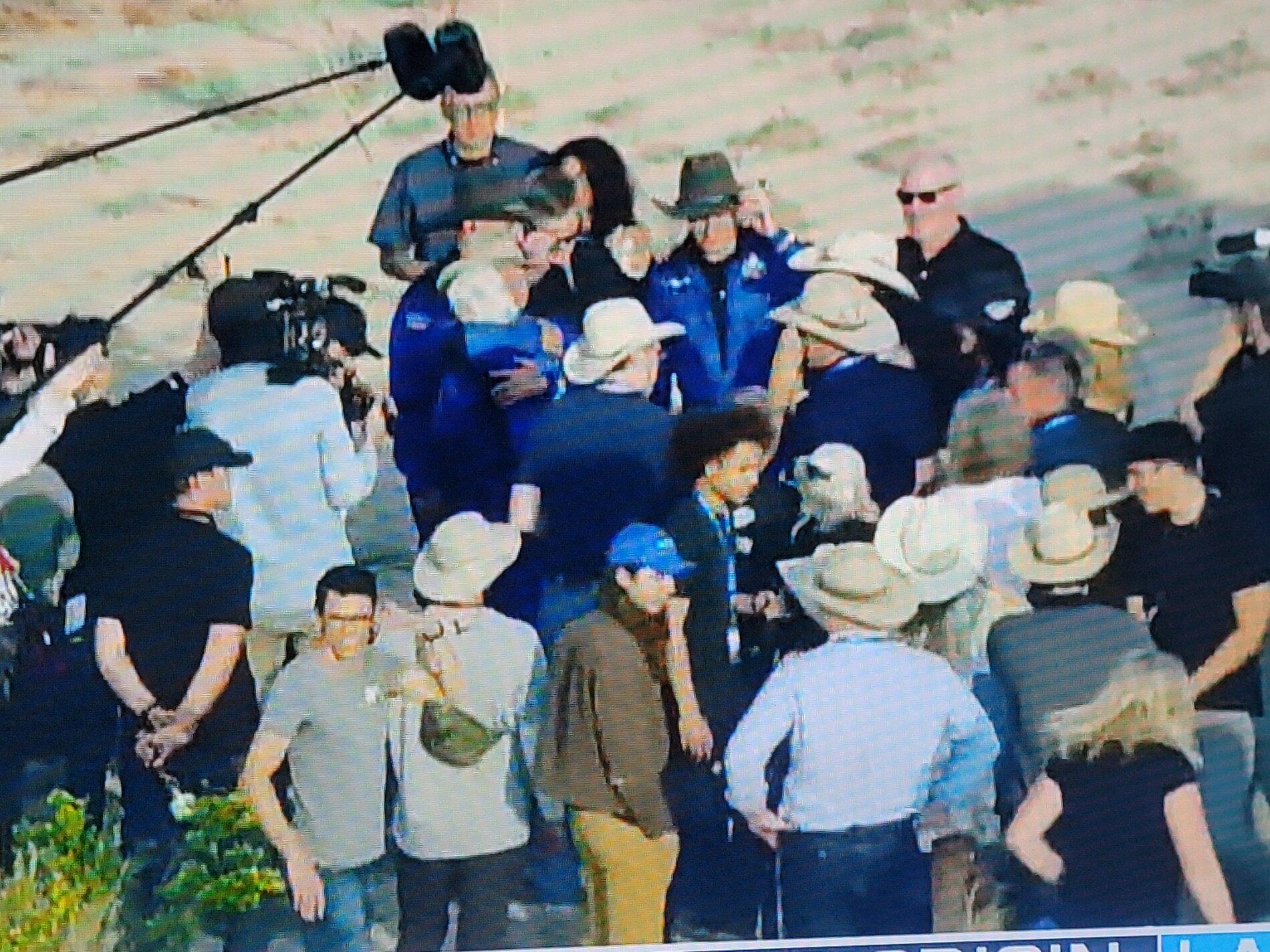 Rivian R1T R1S R1S shuttles Blue Origin passengers to Shephard launch pad [pics & video] 20210720_064706