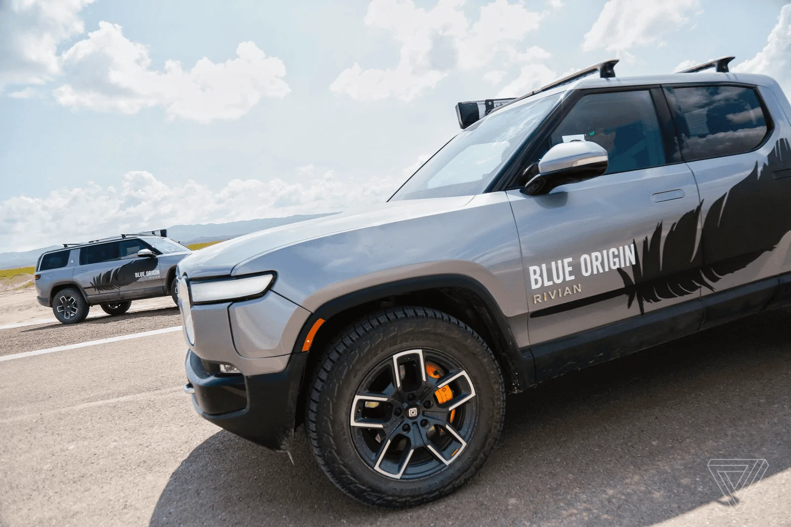 Rivian R1T R1S R1S shuttles Blue Origin passengers to Shephard launch pad [pics & video] 1626922903899