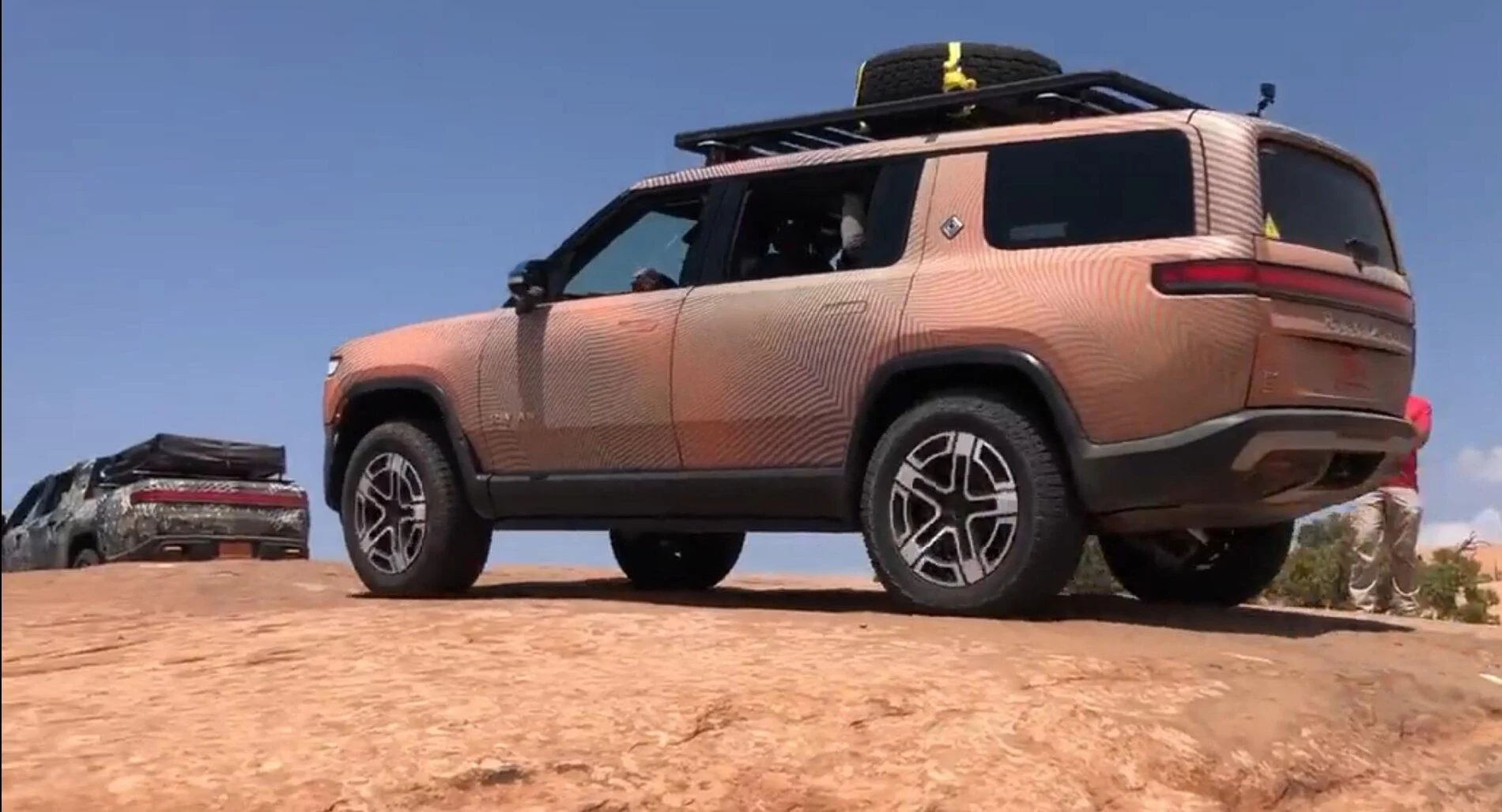 Rivian R1T R1S RJ Scaringe posts video: Steep Climb @ Moab by R1S 1627067342301