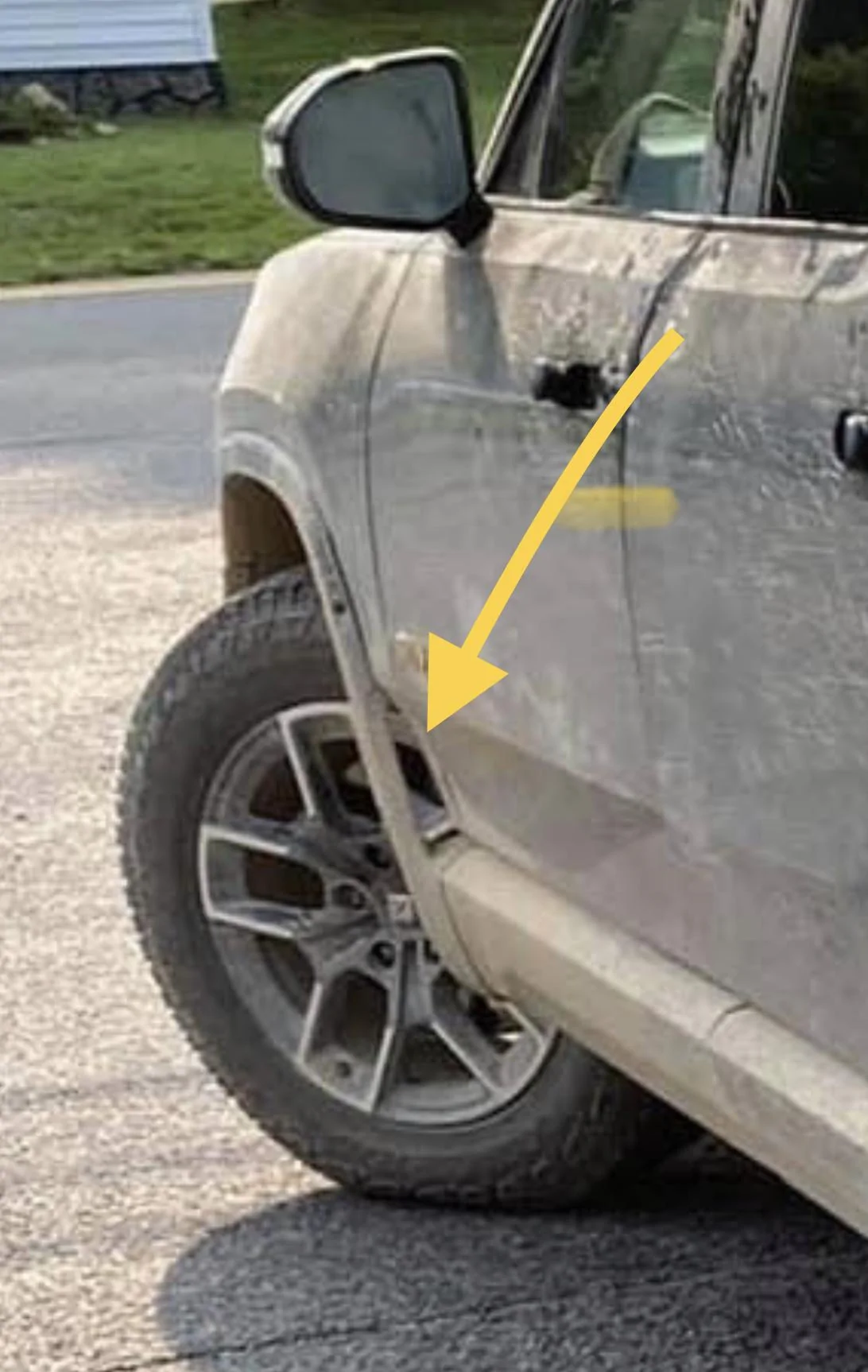 Rivian R1T R1S Real Rivian Photos & Videos 3884652A-996B-41CD-8416-8AE2F6AD987C