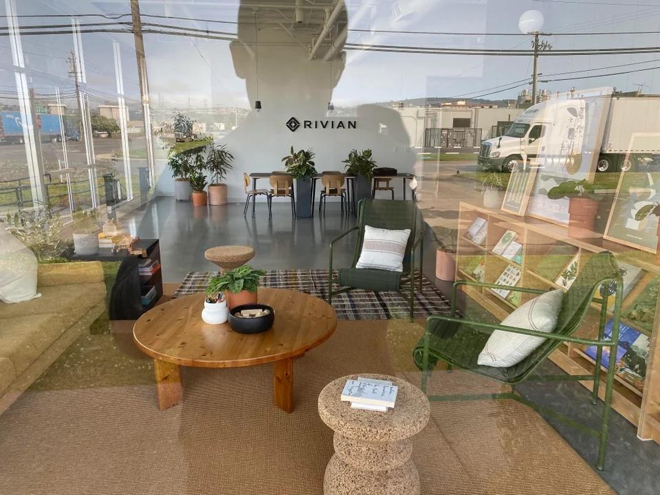 Rivian R1T R1S A look at Rivian Service Centers, now located in Brooklyn, Bellevue, Normal, San Francisco and El Segundo rivian-bay-area-service-center-7-jpe