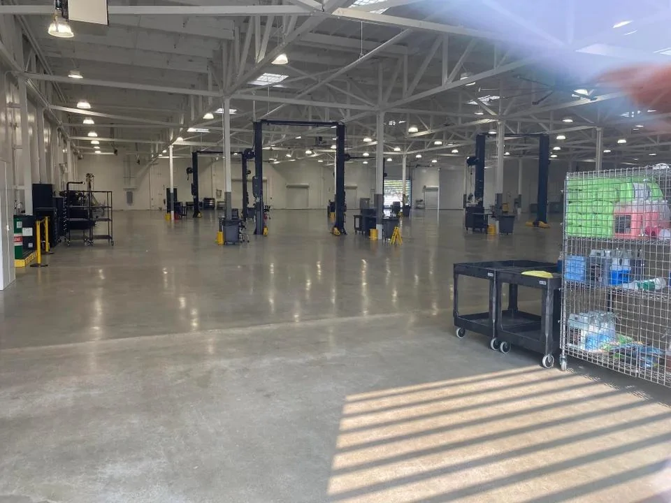 Rivian R1T R1S A look at Rivian Service Centers, now located in Brooklyn, Bellevue, Normal, San Francisco and El Segundo rivian-bay-area-service-center-8-jpeg