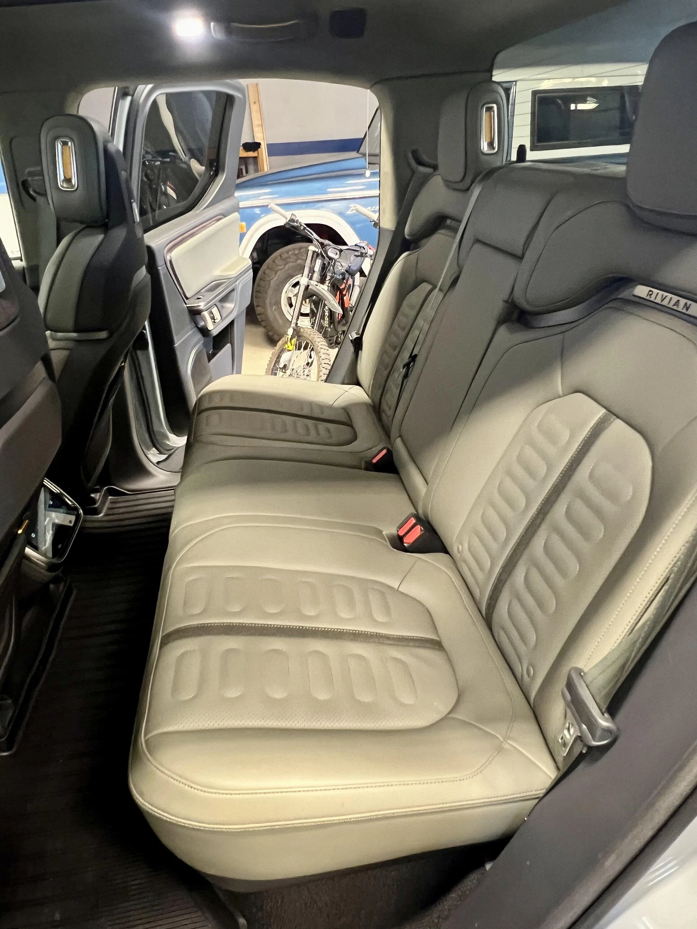 Rivian R1T R1S 2022 Rivian R1T. Adventure. 69K D0C06CD2-5E62-4A00-AA8D-7BB084102EAA