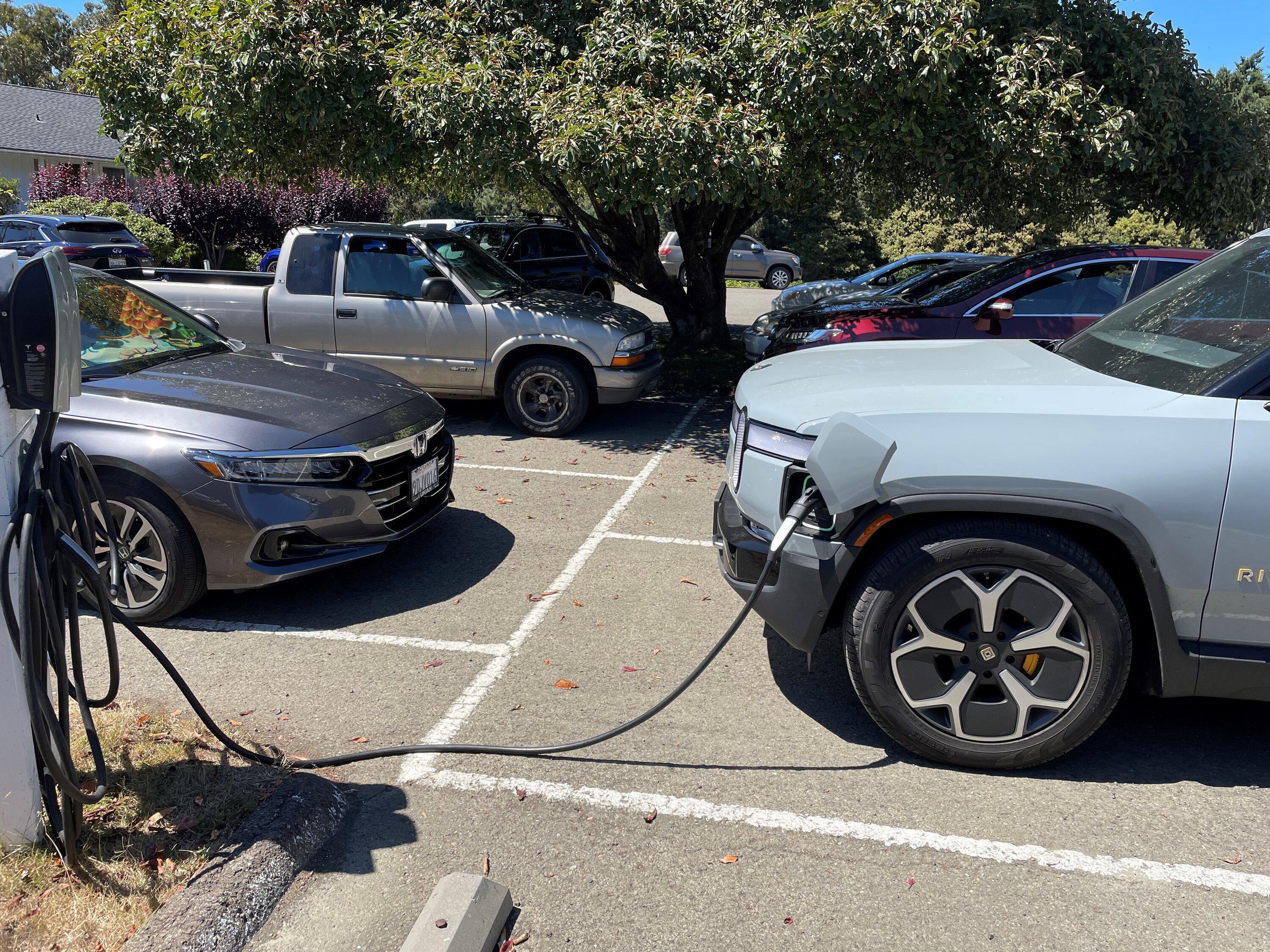 Rivian R1T R1S Road trip up NorCal coast to Redwood National Parks LR Inn