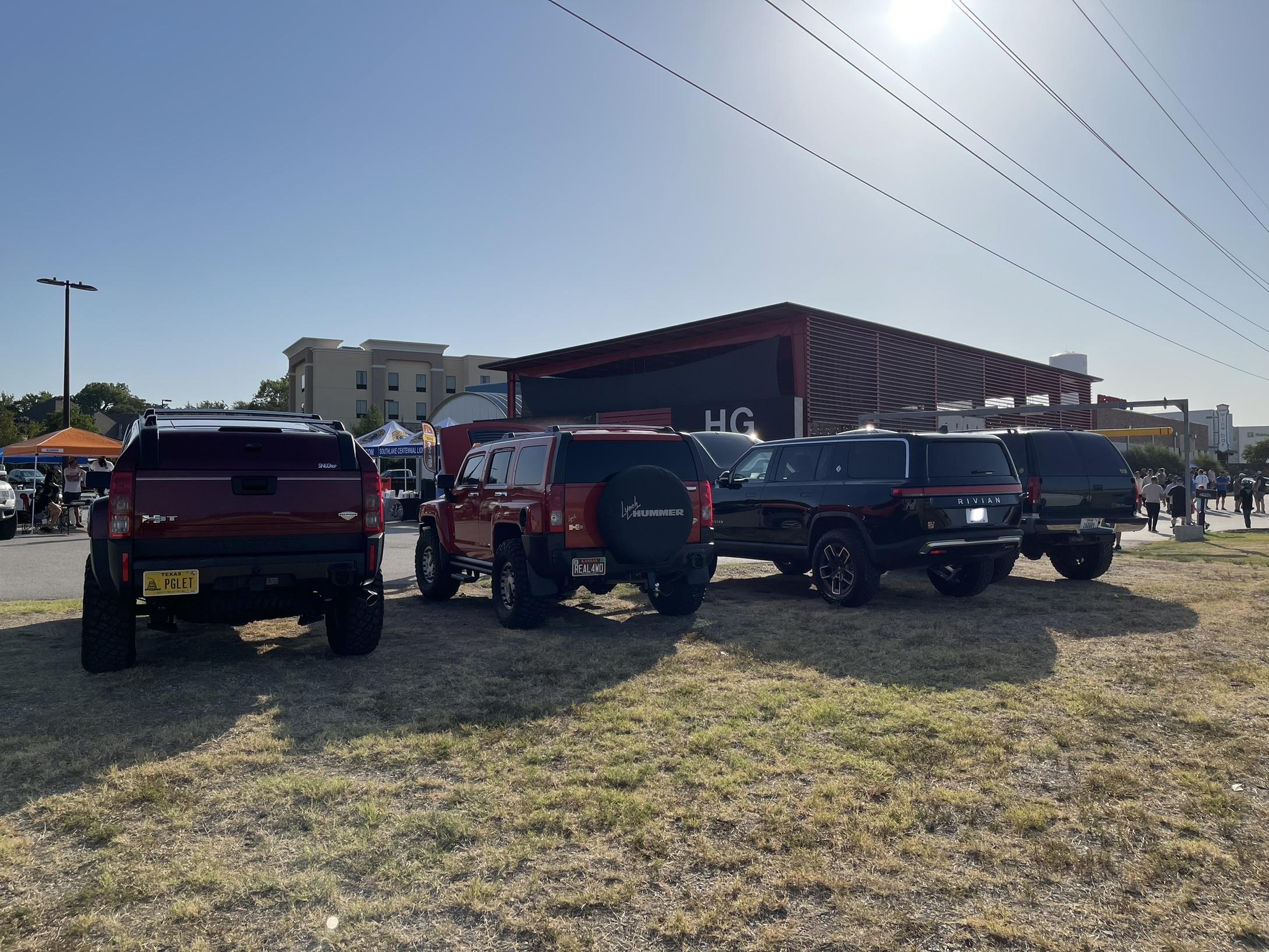 Rivian R1T R1S MidnightRivian 2023 Launch Edition R1S Delivery and Build IMG_2386