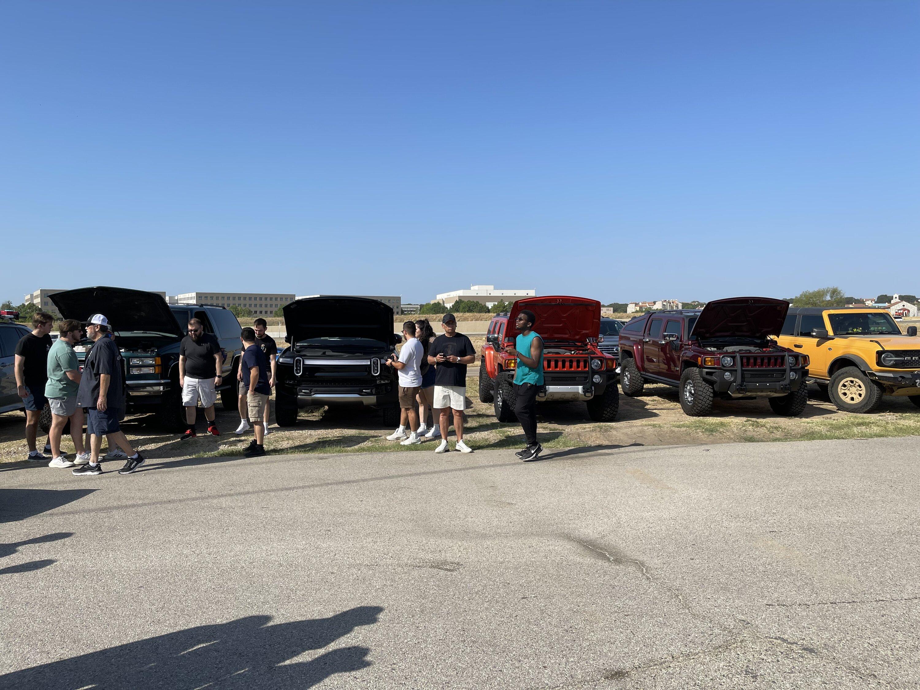 Rivian R1T R1S MidnightRivian 2023 Launch Edition R1S Delivery and Build IMG_2434