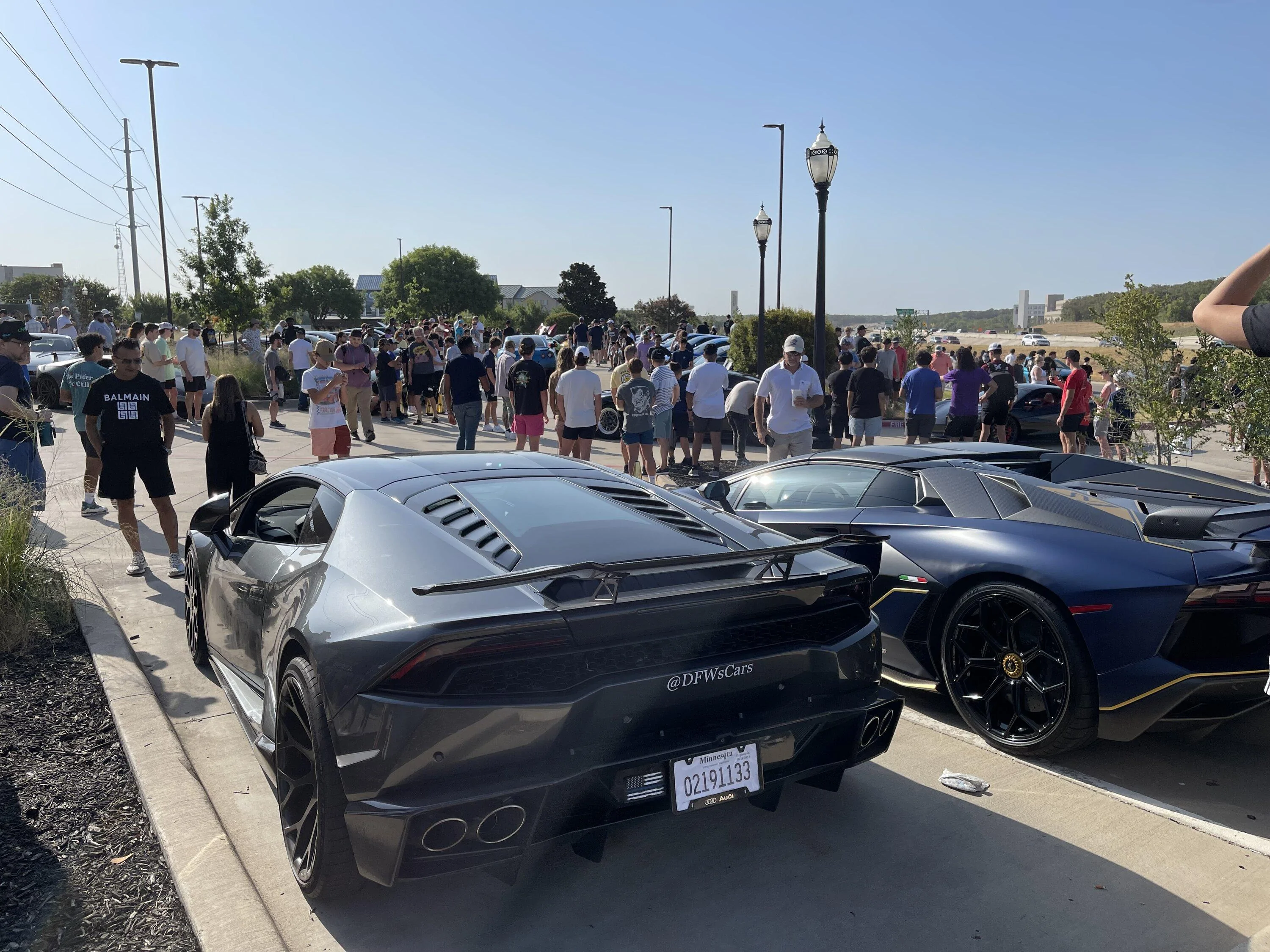 Rivian R1T R1S MidnightRivian 2023 Launch Edition R1S Delivery and Build IMG_2392