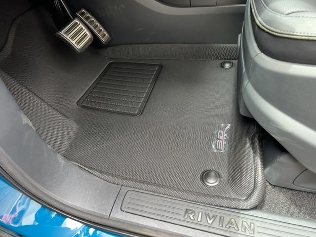 Rivian R1T R1S KAGU Series R1S Custom Fit 3D MAXpider floor mats / frunk mat -- review IMG_7963