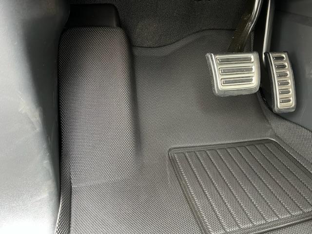 Rivian R1T R1S KAGU Series R1S Custom Fit 3D MAXpider floor mats / frunk mat -- review IMG_7964