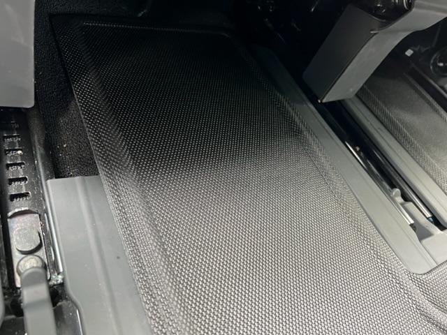 Rivian R1T R1S KAGU Series R1S Custom Fit 3D MAXpider floor mats / frunk mat -- review IMG_7976