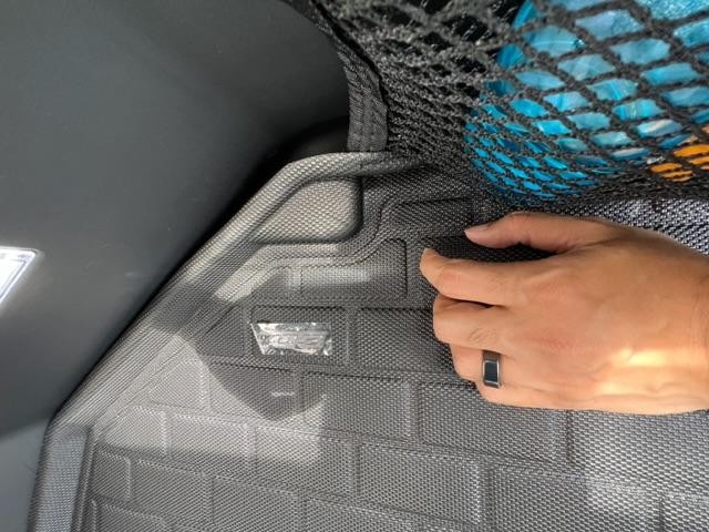 Rivian R1T R1S KAGU Series R1S Custom Fit 3D MAXpider floor mats / frunk mat -- review IMG_7962