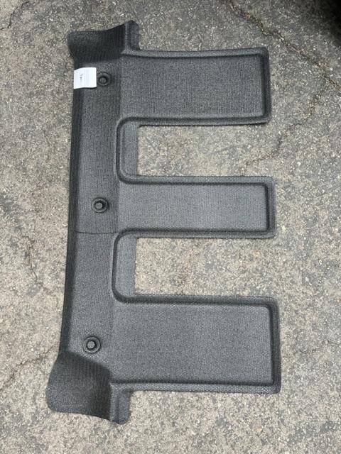 Rivian R1T R1S KAGU Series R1S Custom Fit 3D MAXpider floor mats / frunk mat -- review IMG_7973