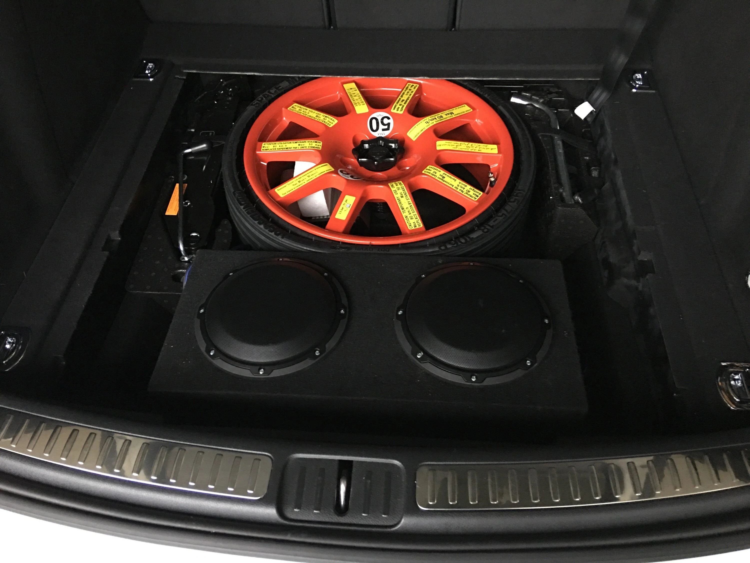 Rivian R1T R1S Teardown: R1S Audio Unit under drivers seat and speaker harness pinnout. IMG_6190