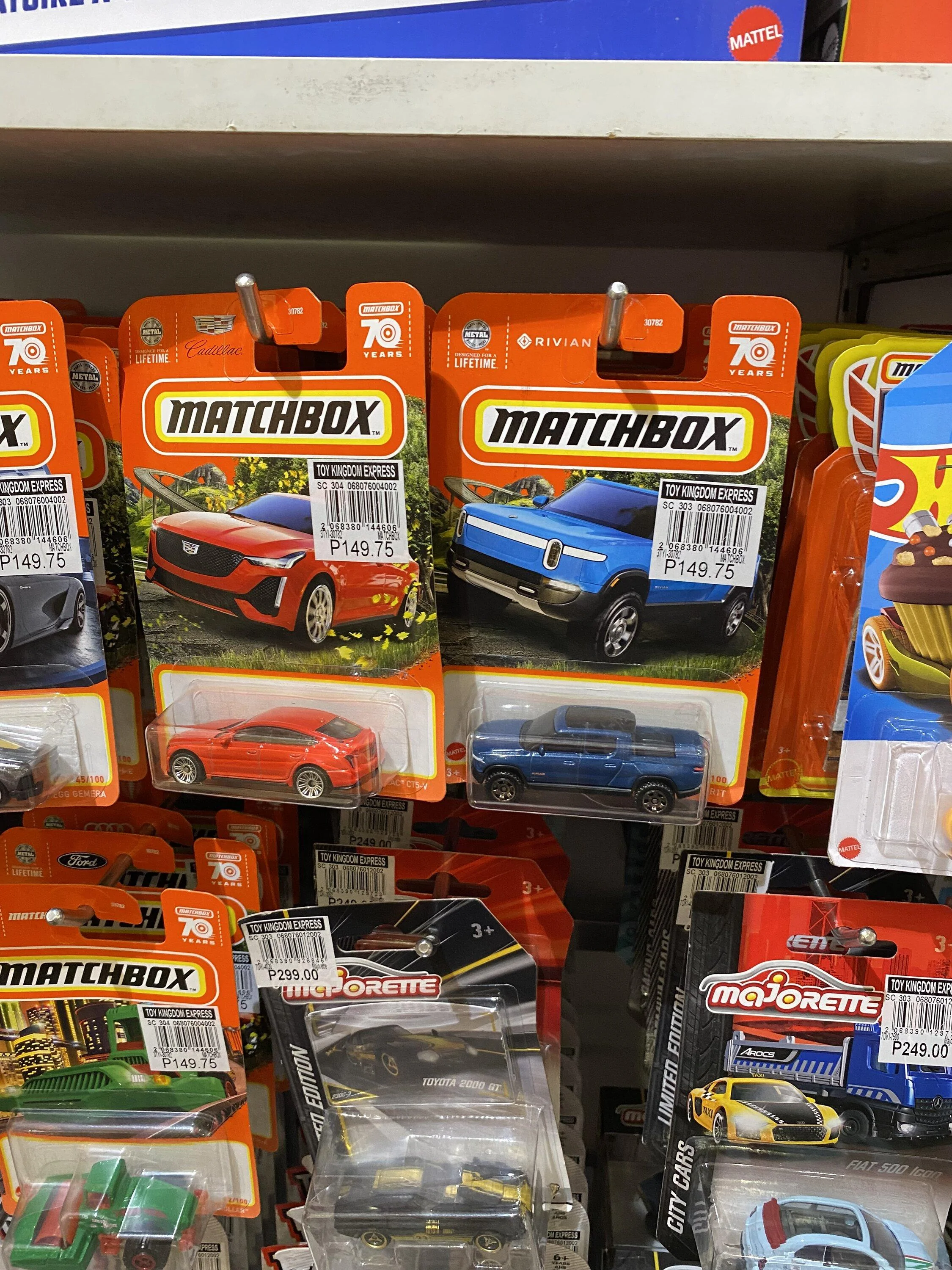 Rivian R1T R1S Who wants a Rivian diecast or model R1T/R1S toy truck, or RC? E402834C-C5C3-436D-B0FA-C57D97CE97B8