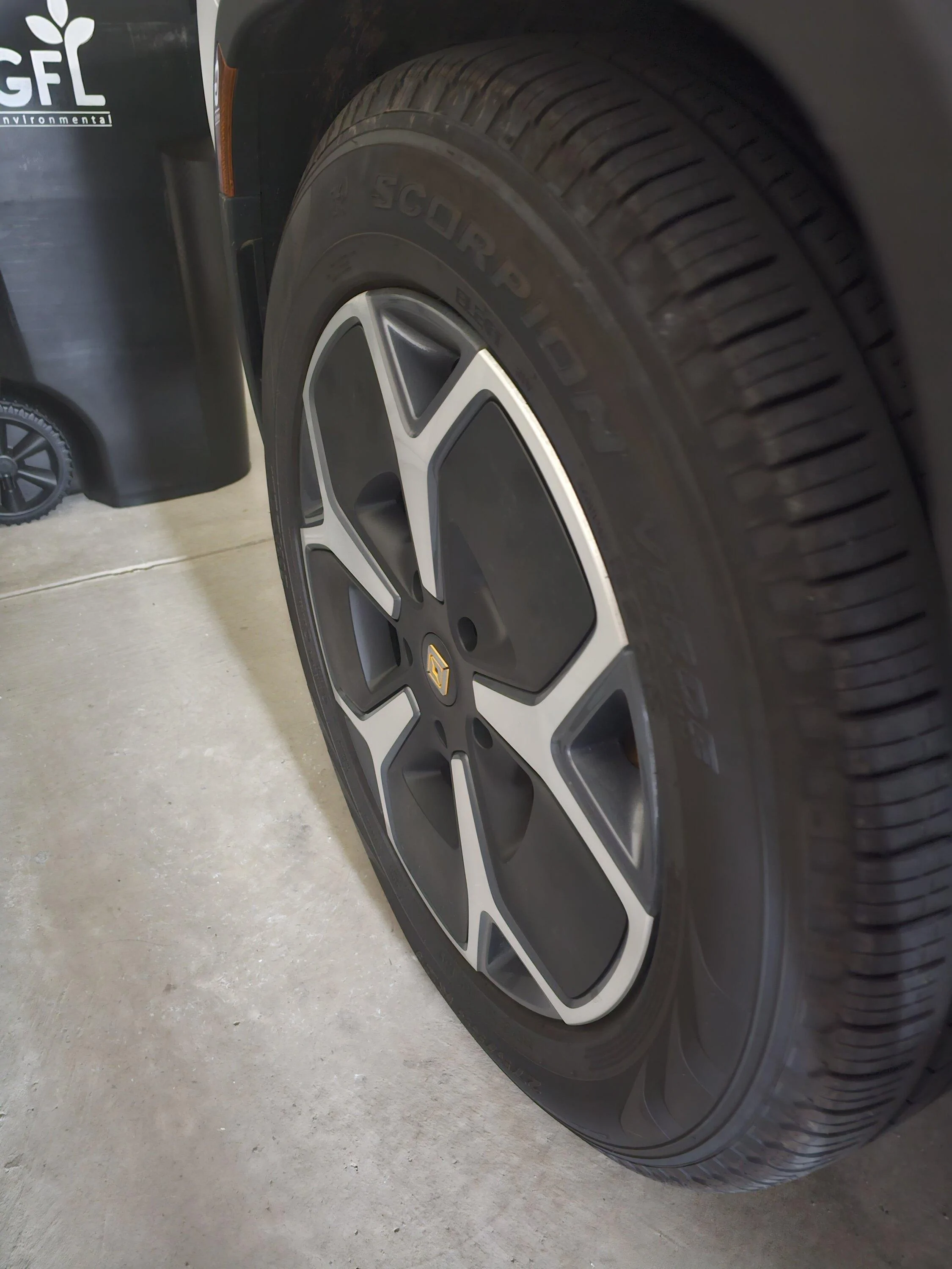 Rivian R1T R1S 21s full kit (5 tires) or for spares! 20230801_154608