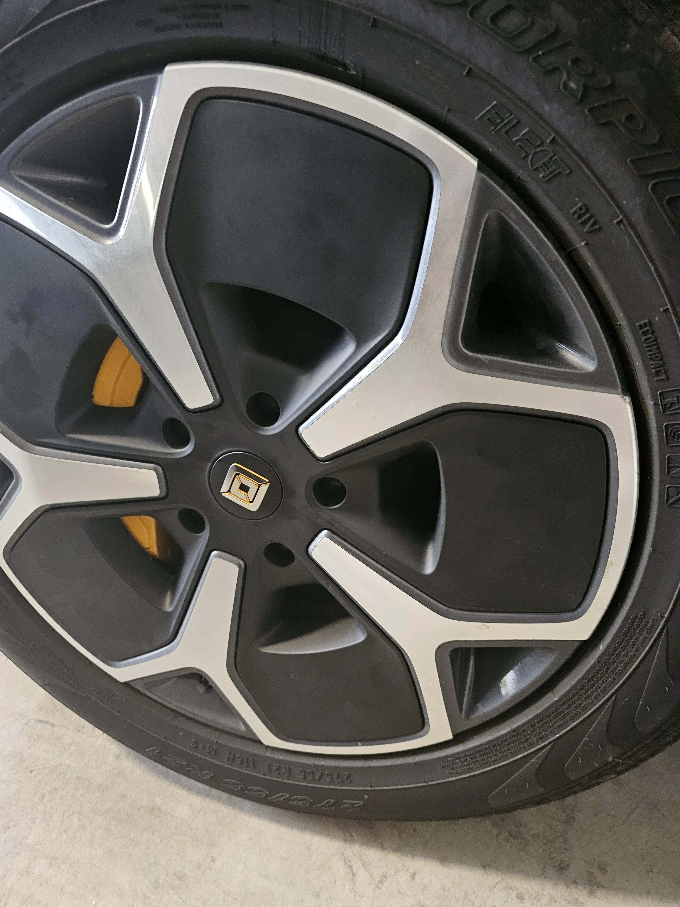 Rivian R1T R1S 21s full kit (5 tires) or for spares! 20230801_154541