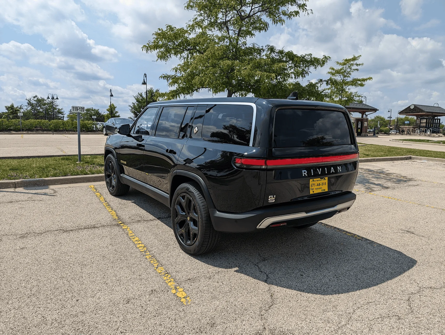Rivian R1T R1S Took delivery today 1690931898860