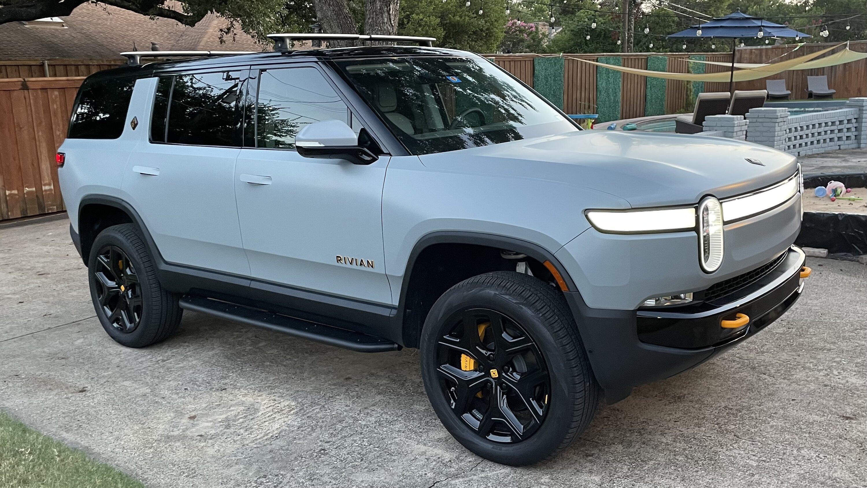 Rivian R1T R1S Matte PPF Wrap on Limestone Rivian R1S IMG_1649