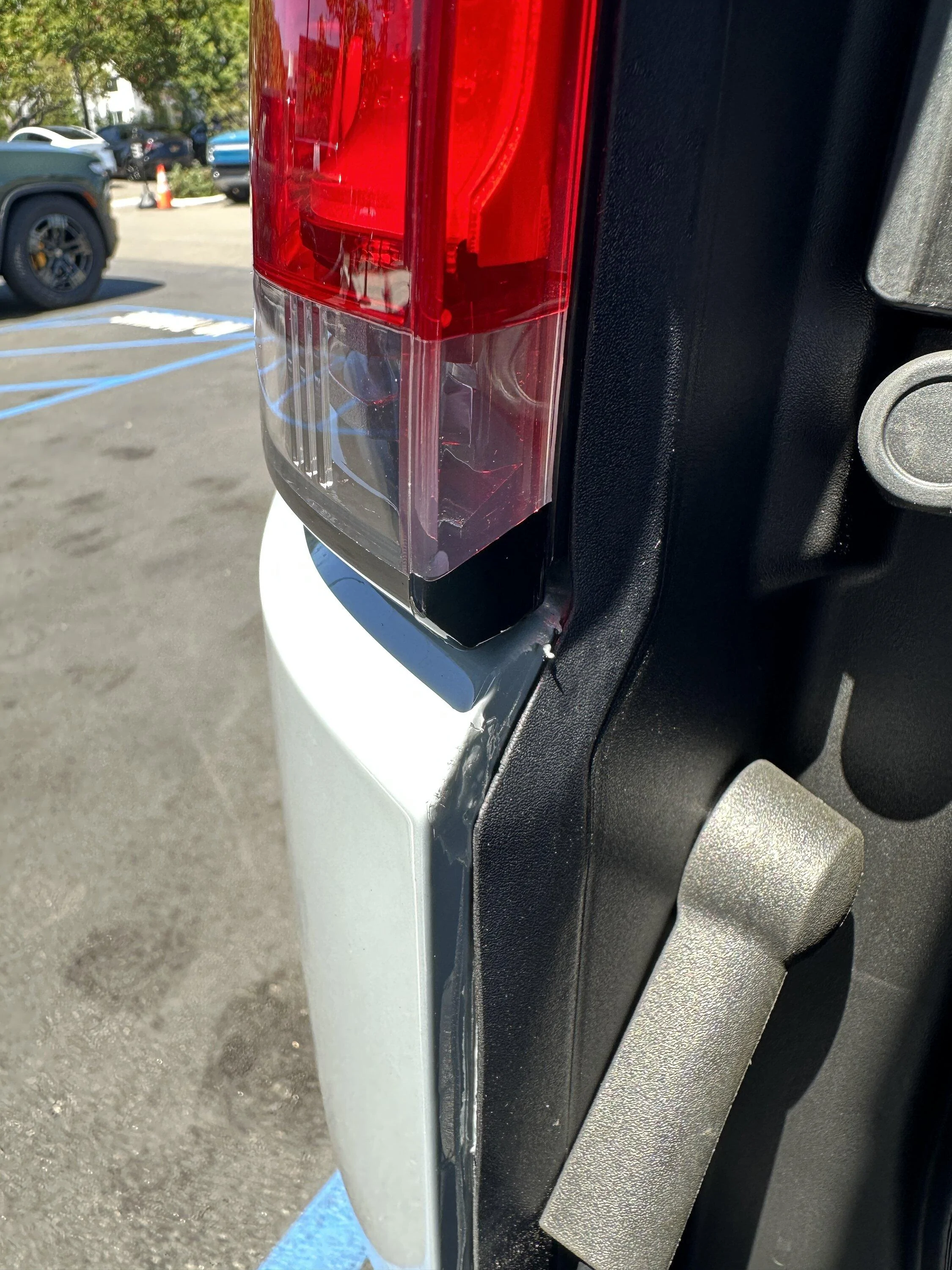 Rivian R1T R1S Took delivery at Costa Mesa SC [R1S 149##] IMG_6824