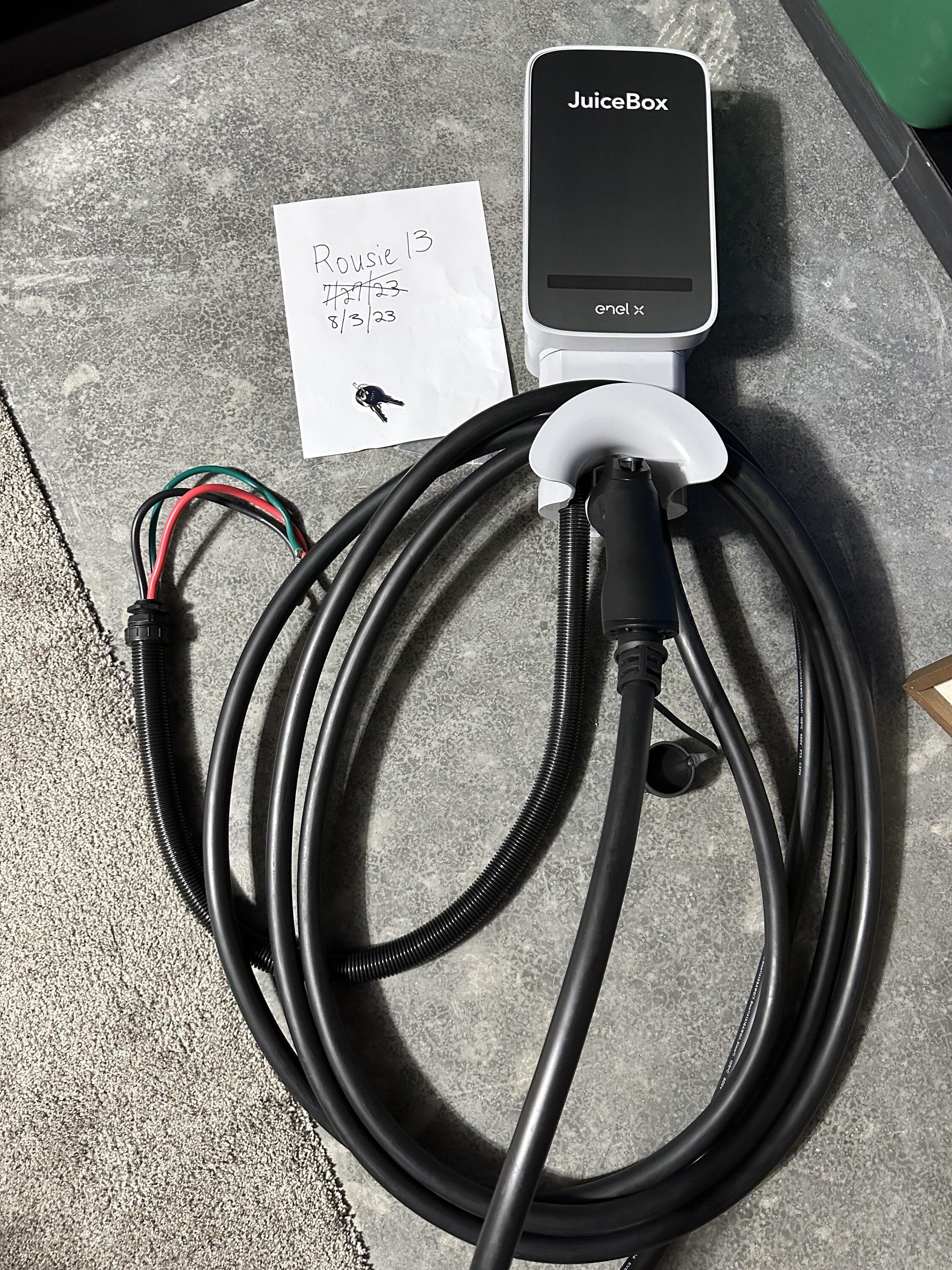 Rivian R1T R1S Enel X JuiceBox 48A EVSE IMG_8162