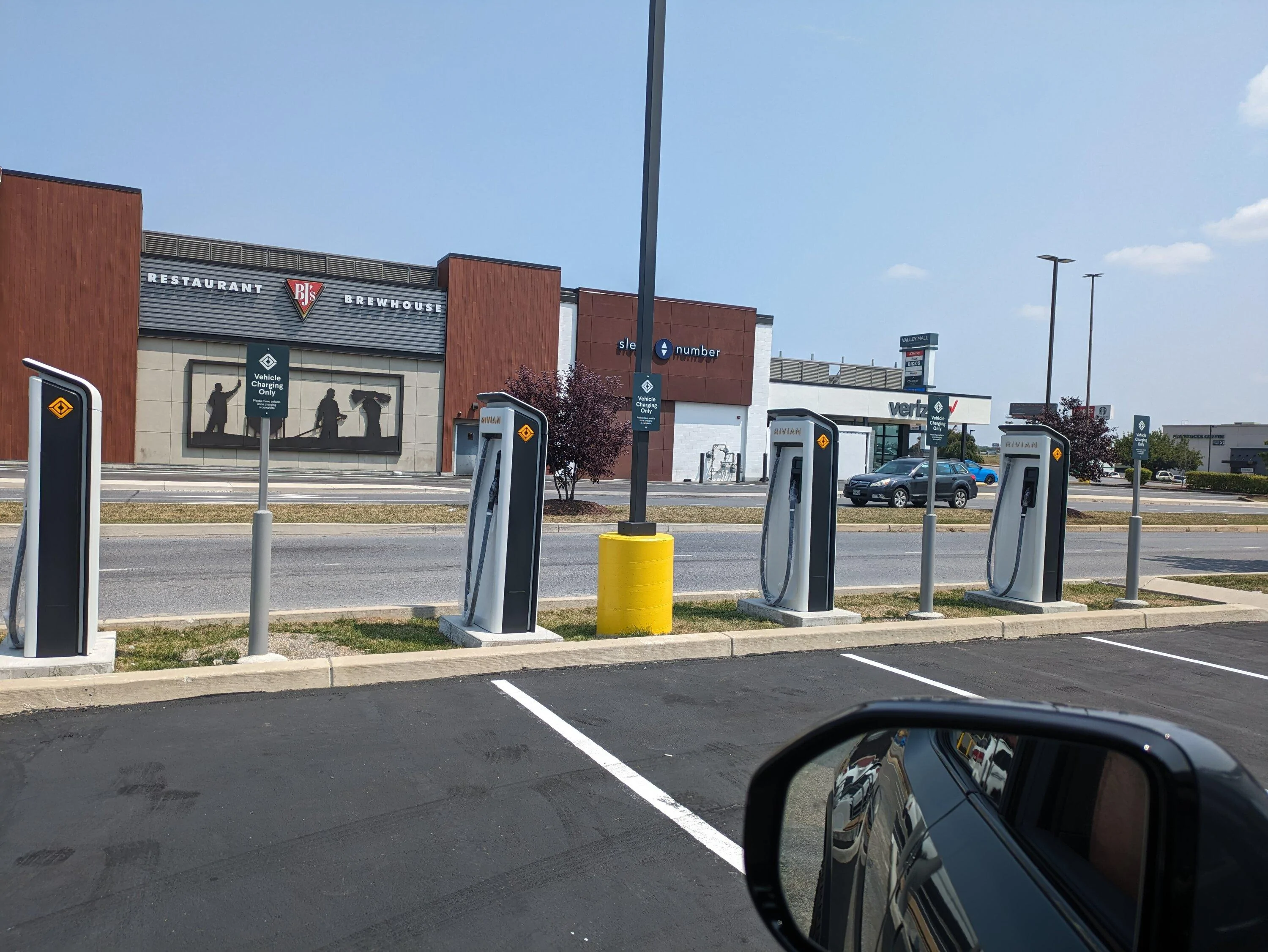 Rivian R1T R1S RAN Rivian Charging Stations Locations Map via Google Maps PXL_20230803_160023380