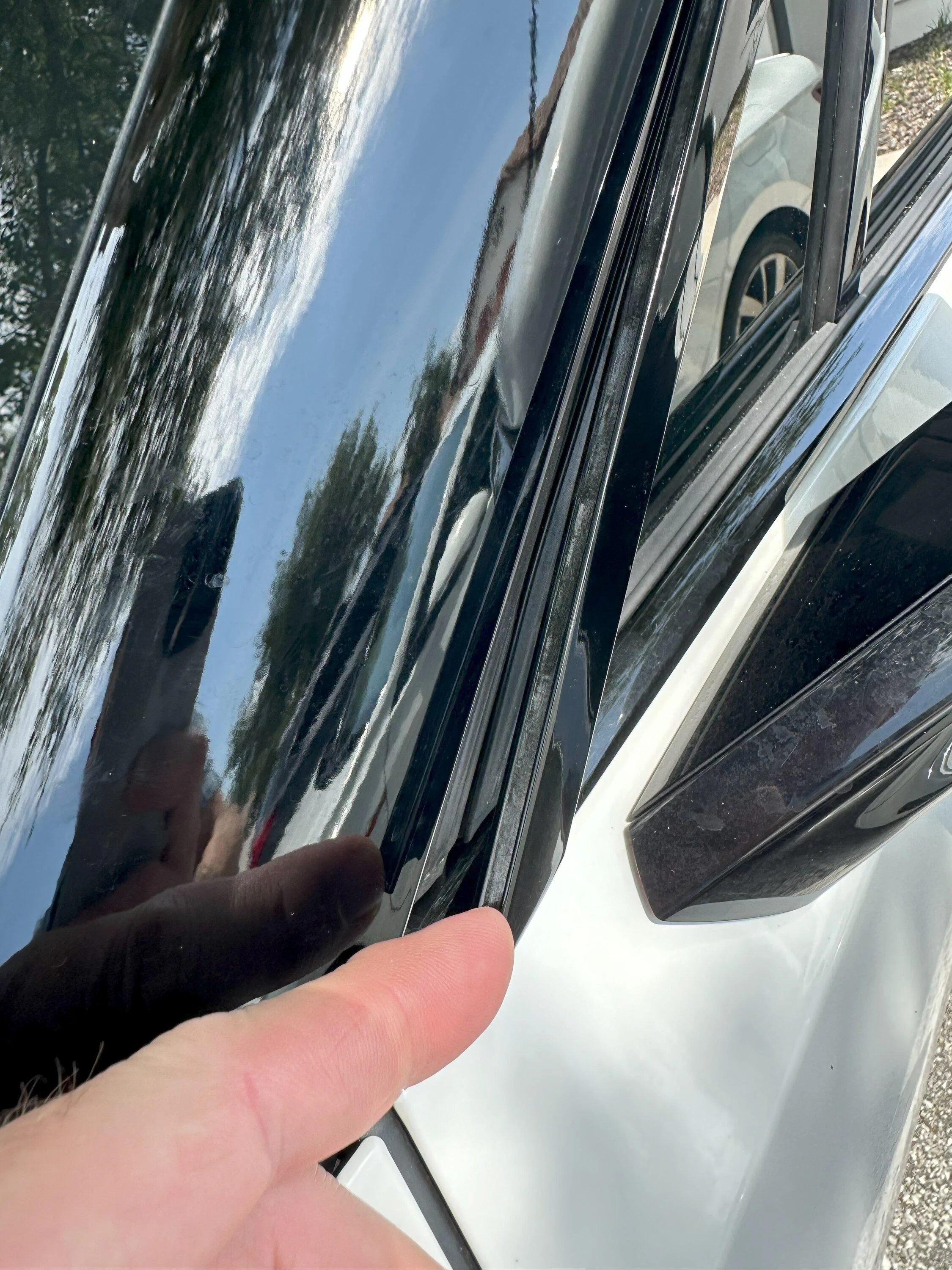 Rivian R1T R1S R1S Window Trim Peeling IMG_5909